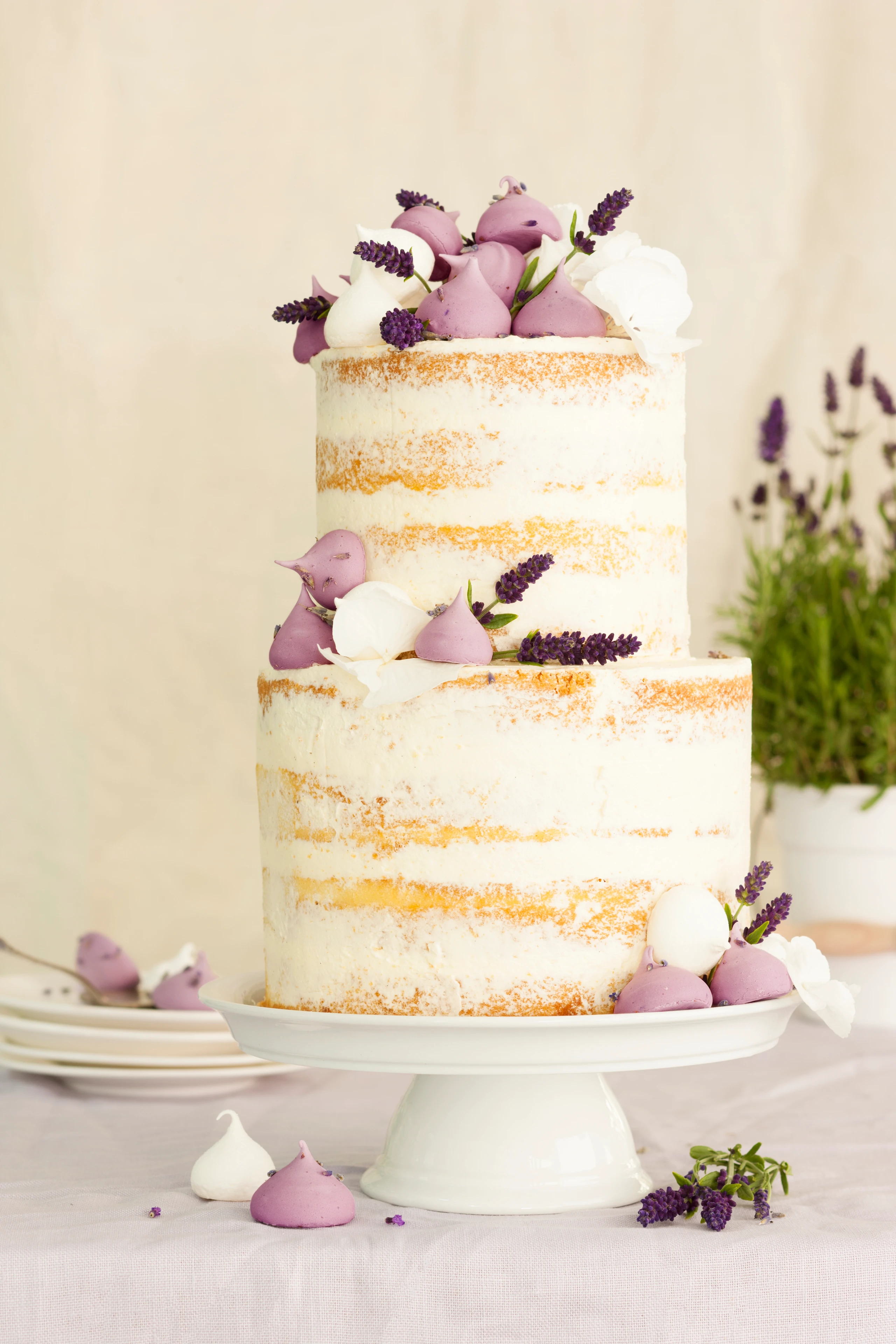 Lavendel-Meringue-Torte