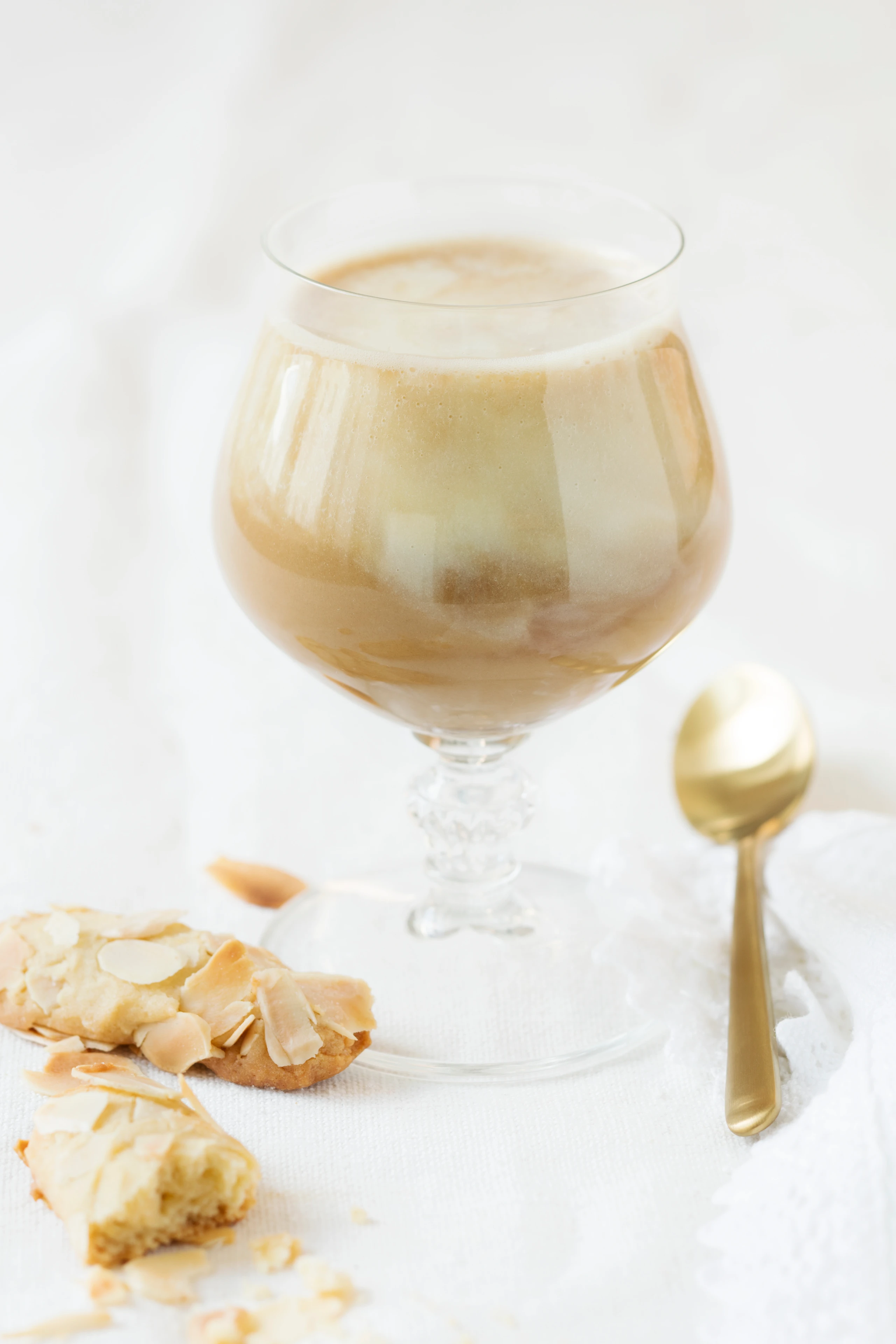 Suppe "Erdäpfel-Macchiato"