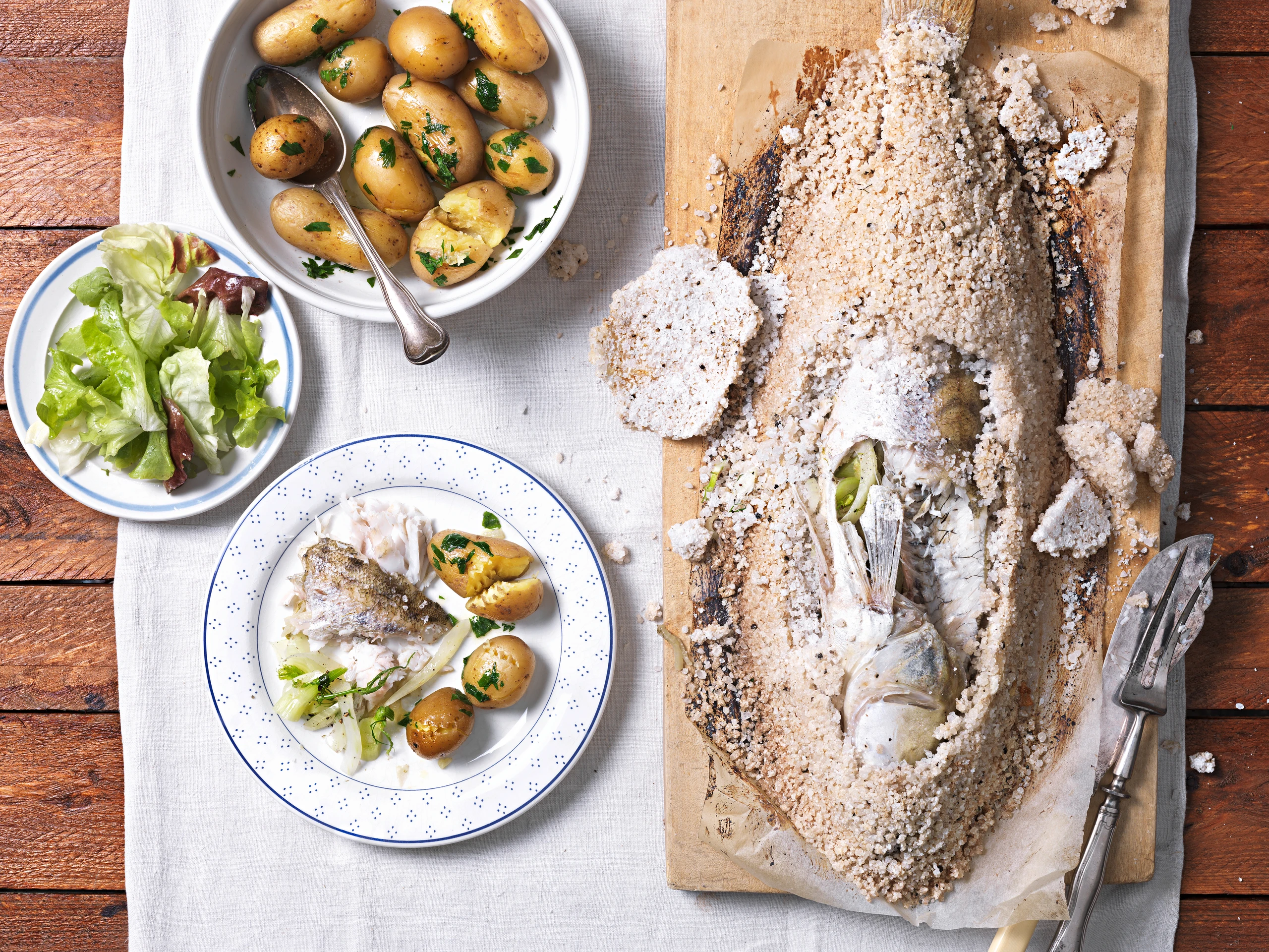 Zander in der Salzkruste