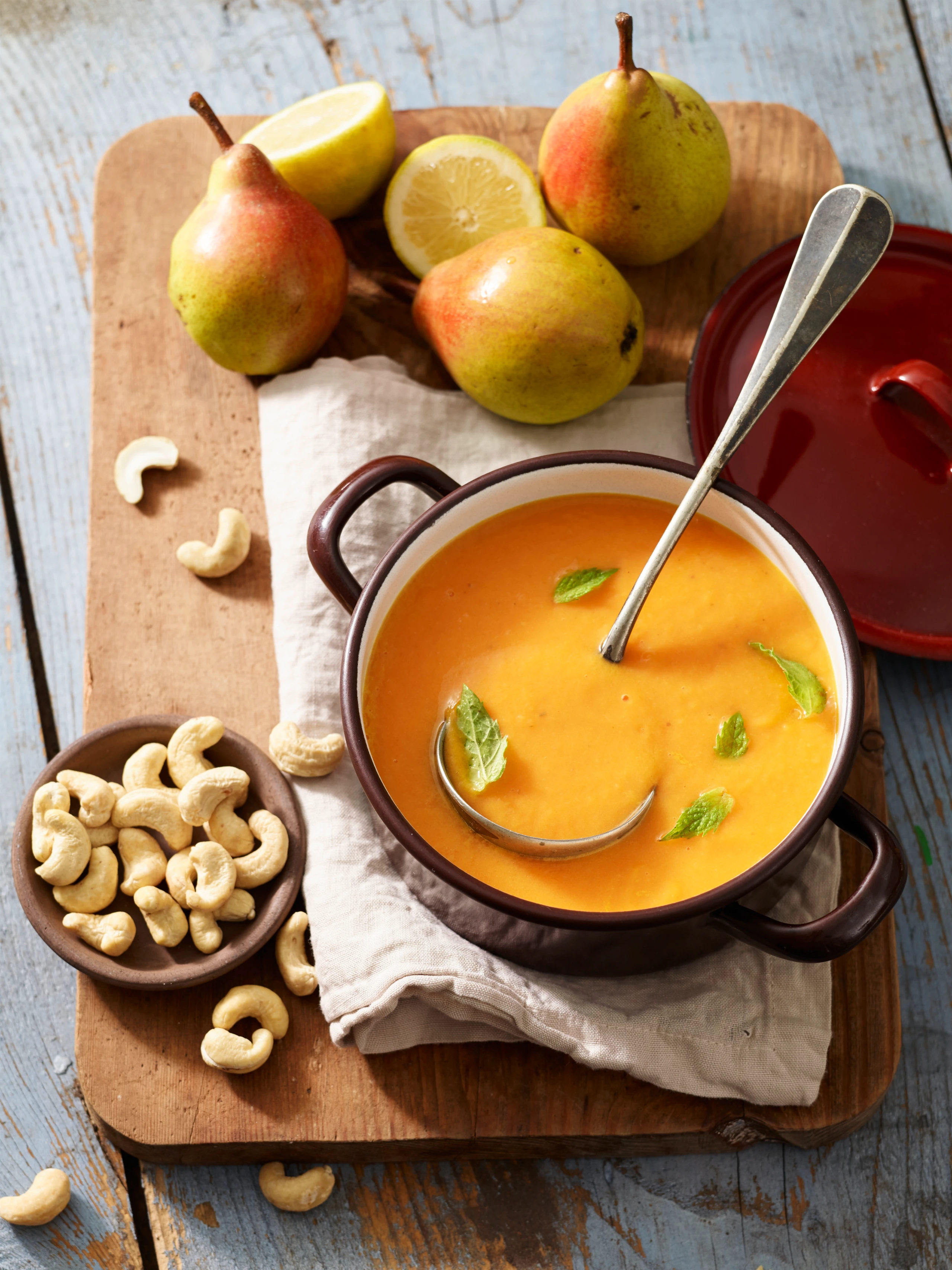 Vegane Kürbis-Lauch-Cashewsuppe