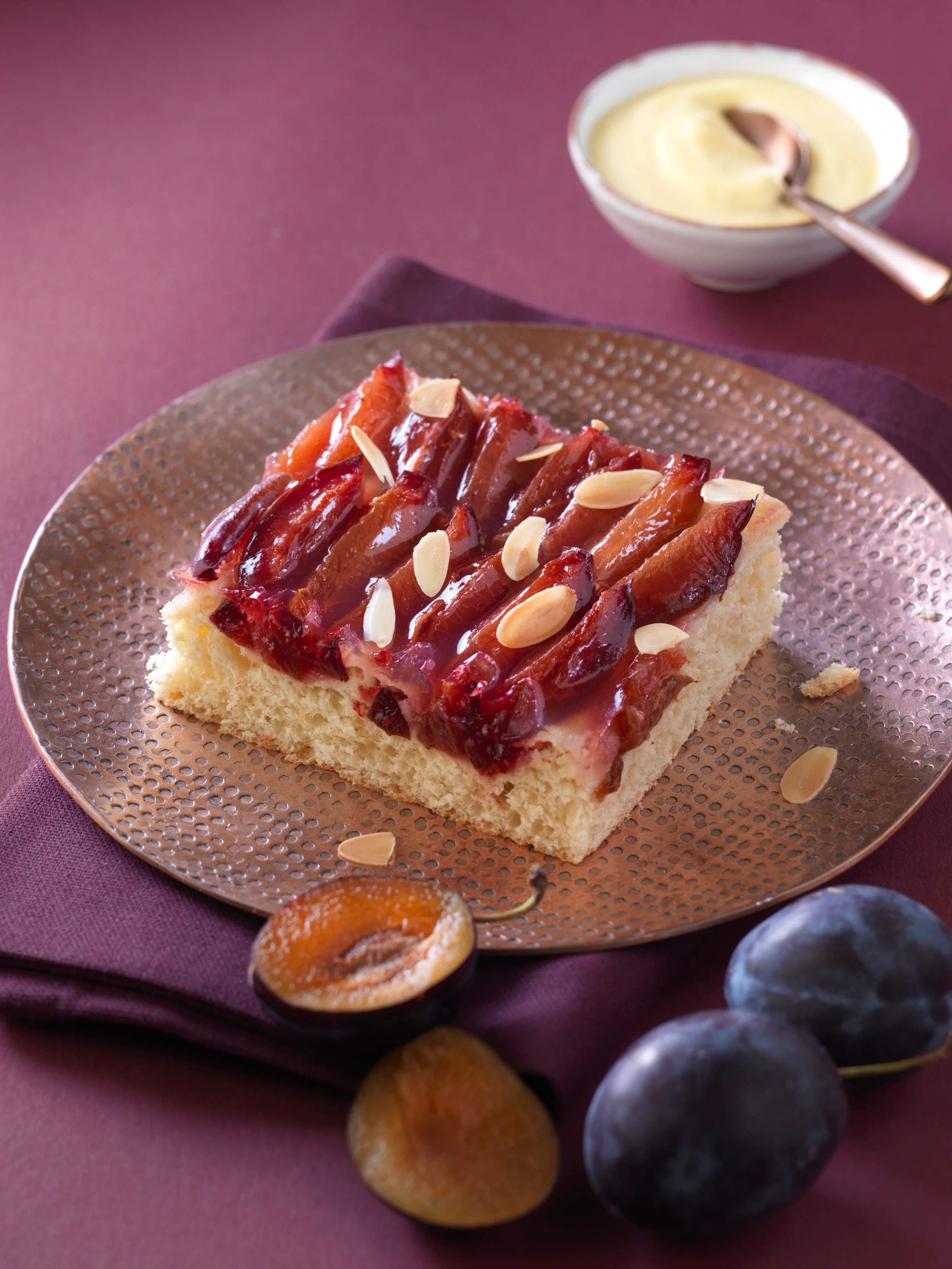 Zwetschkenfleck mit Mandeln