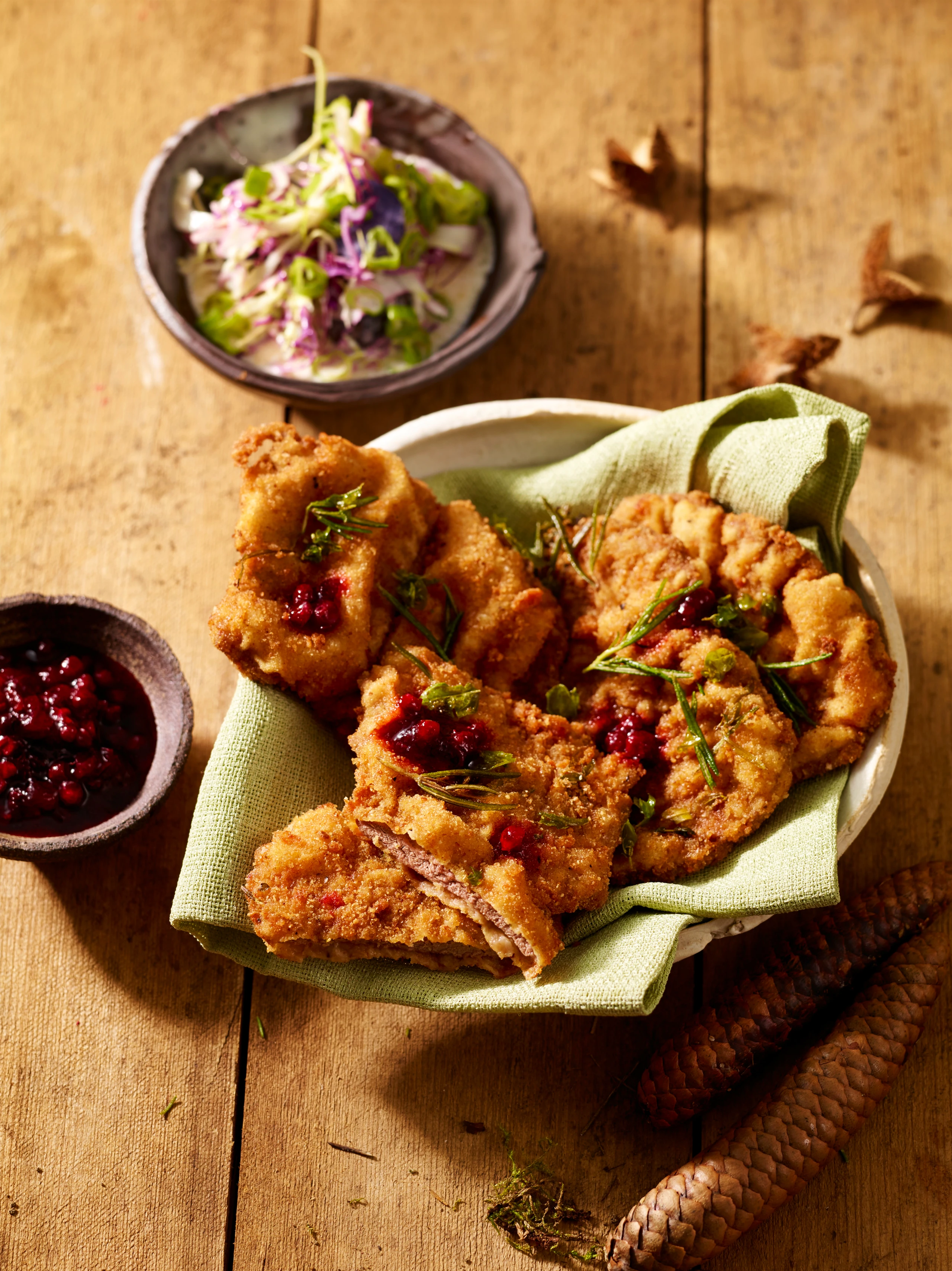 Hirschschnitzel mit Kräuterpanier