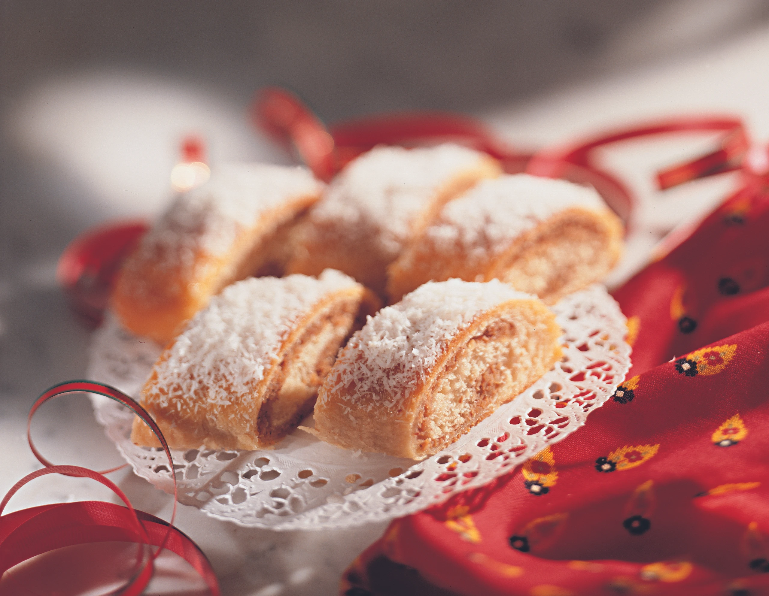 Kokosette-Nussstrudel aus Krapfenteig