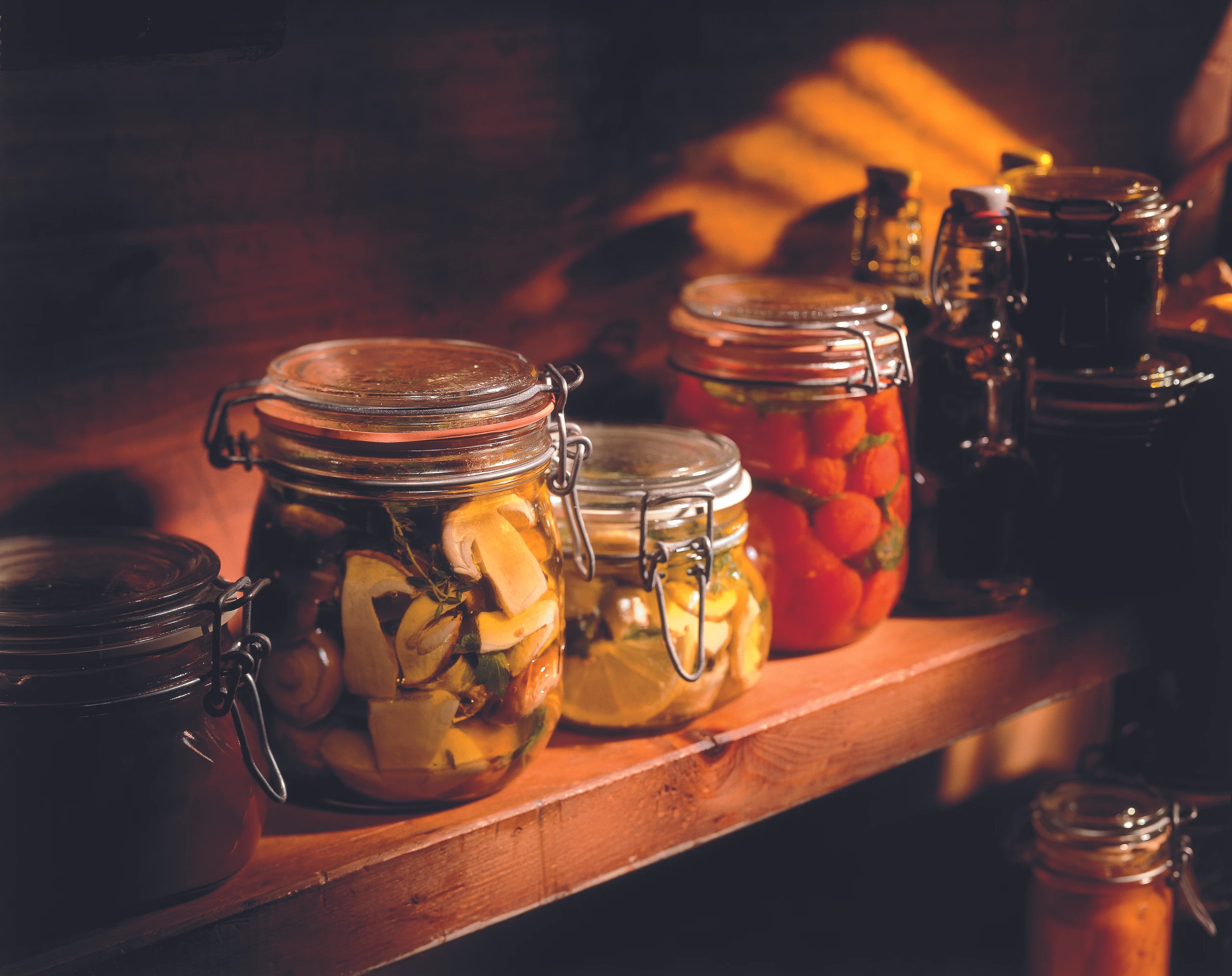 In Öl eingelegte Paradeiser