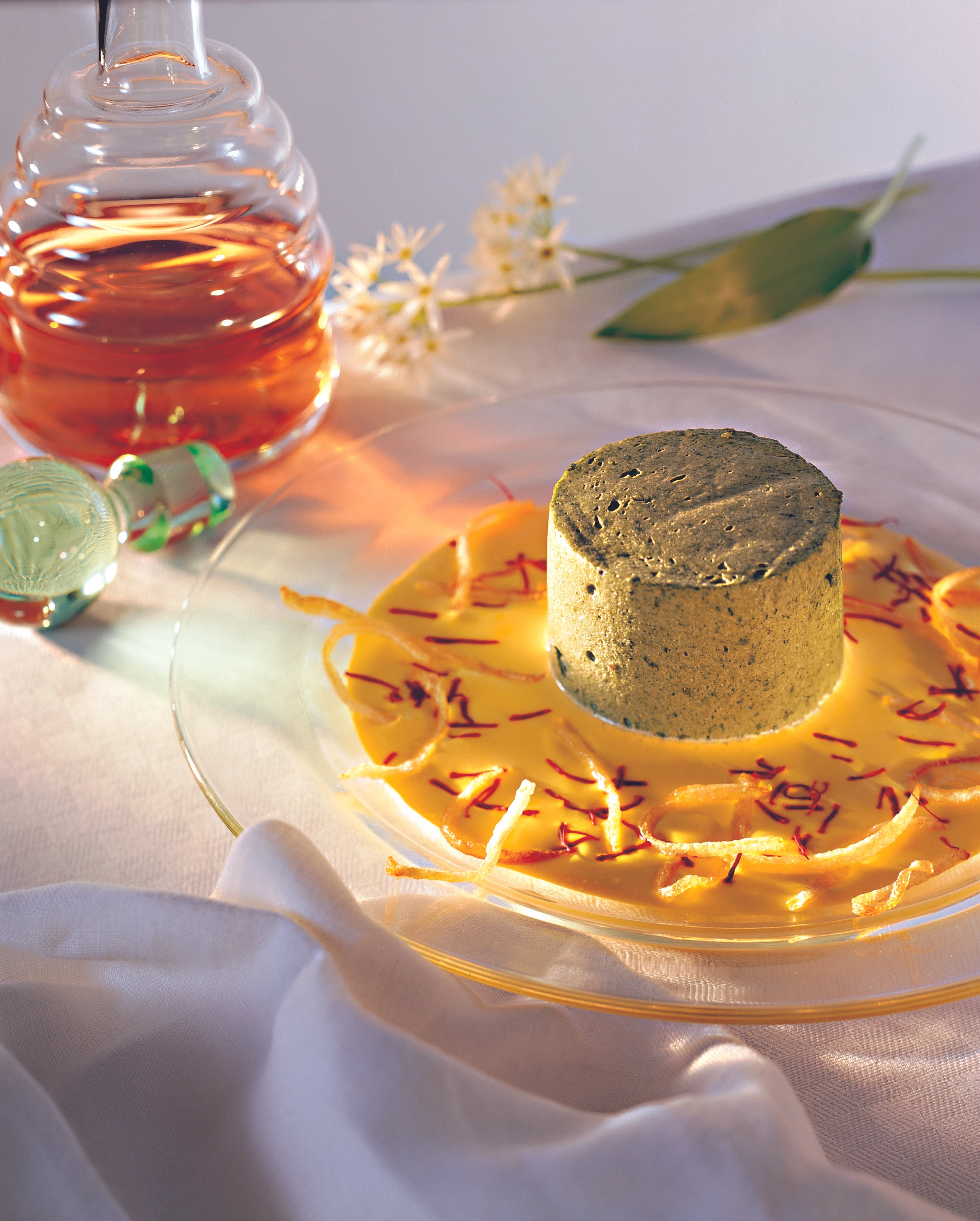 Bärlauch-Törtchen mit Safransauce