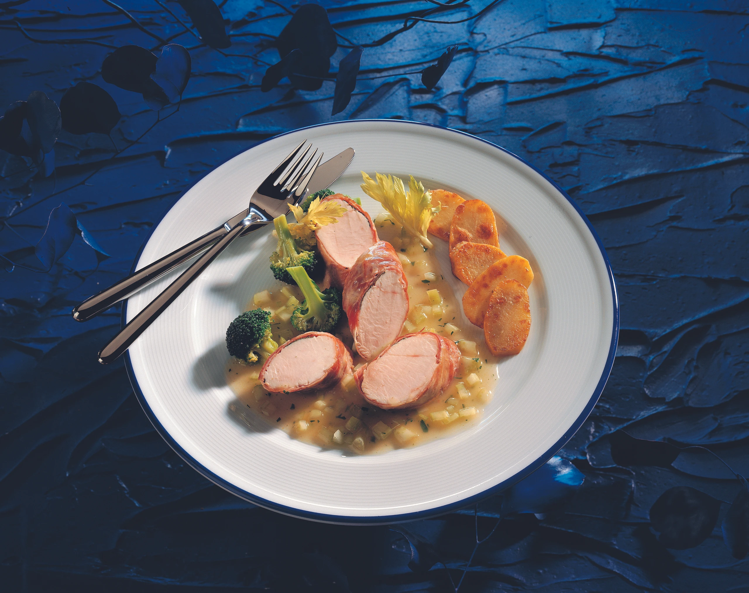 Putenbrust mit Rohschinken und Salbei