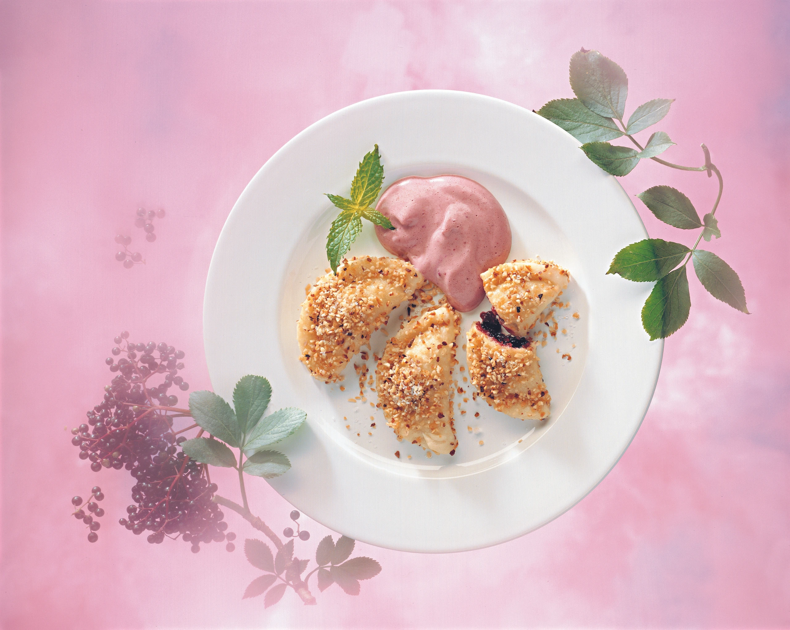 Hollertascherl in Nusspanade