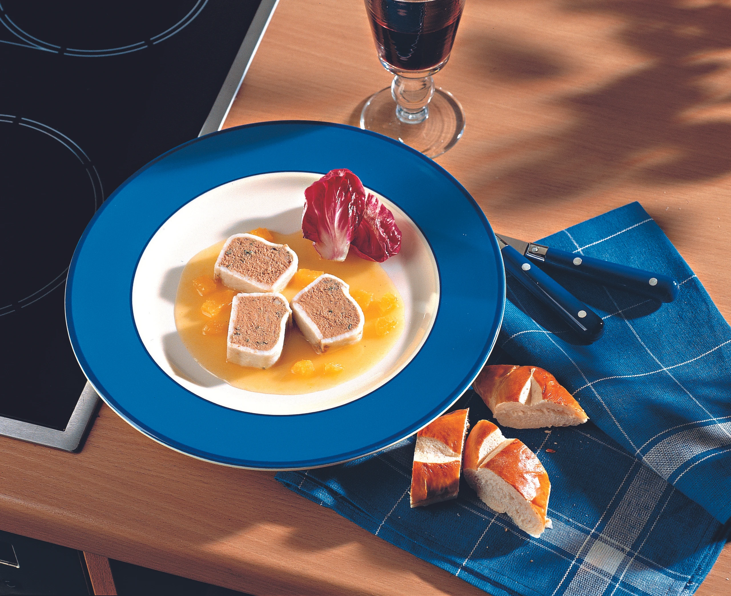 Hühnerleber-Terrine mit Orangensauce