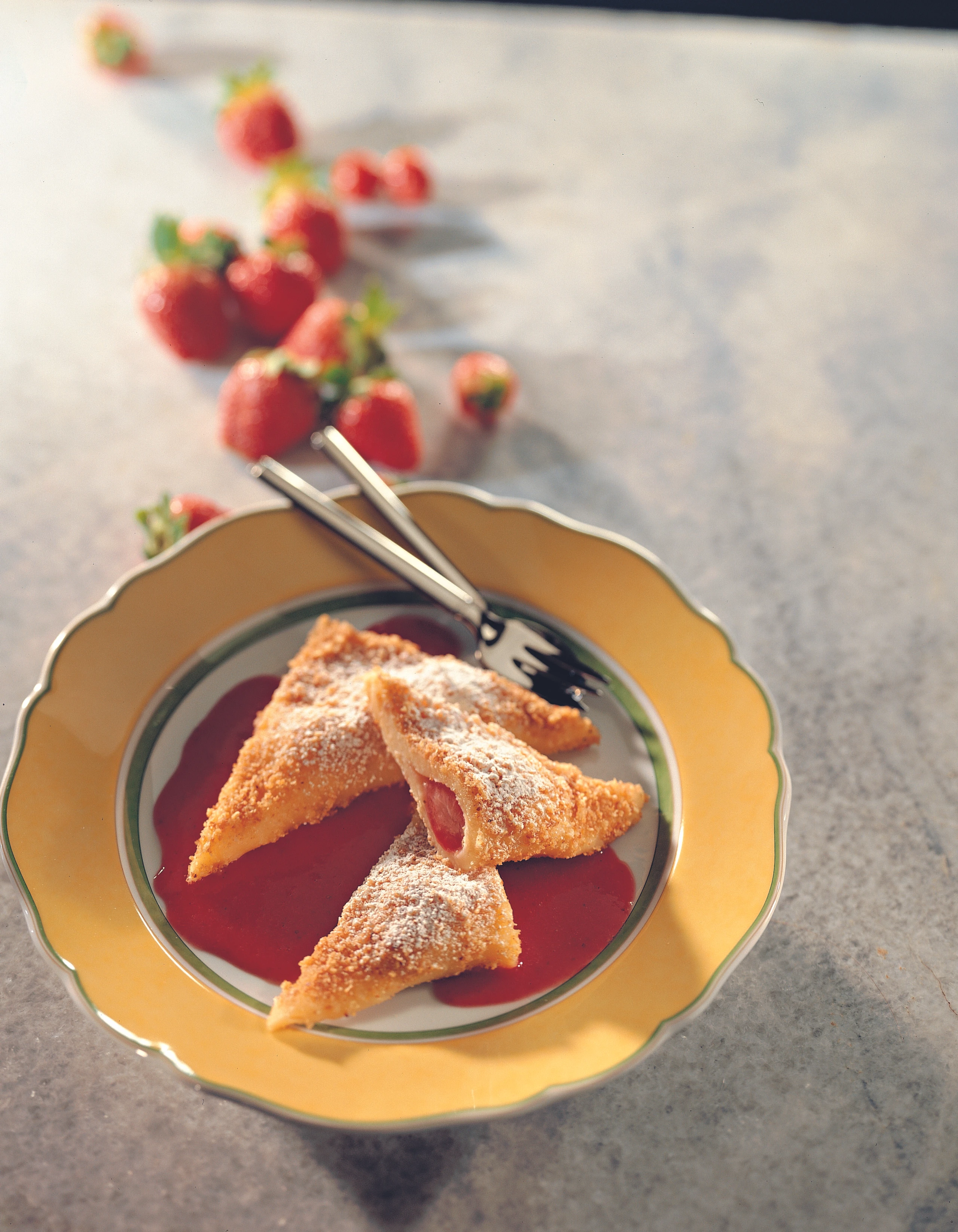 Erdbeertascherl mit Butterbröseln