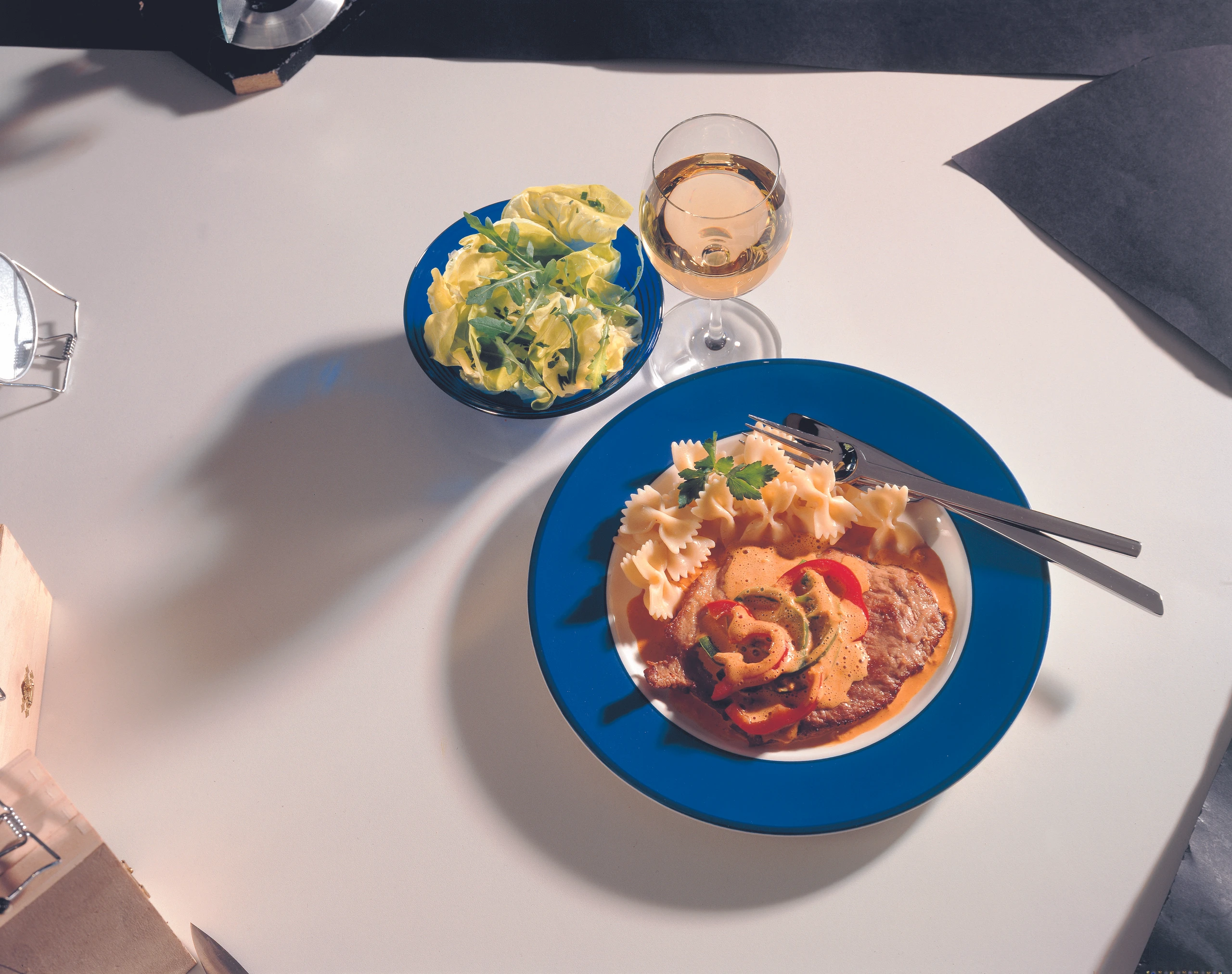 Schweinsschnitzel mit Paprika und Majoran