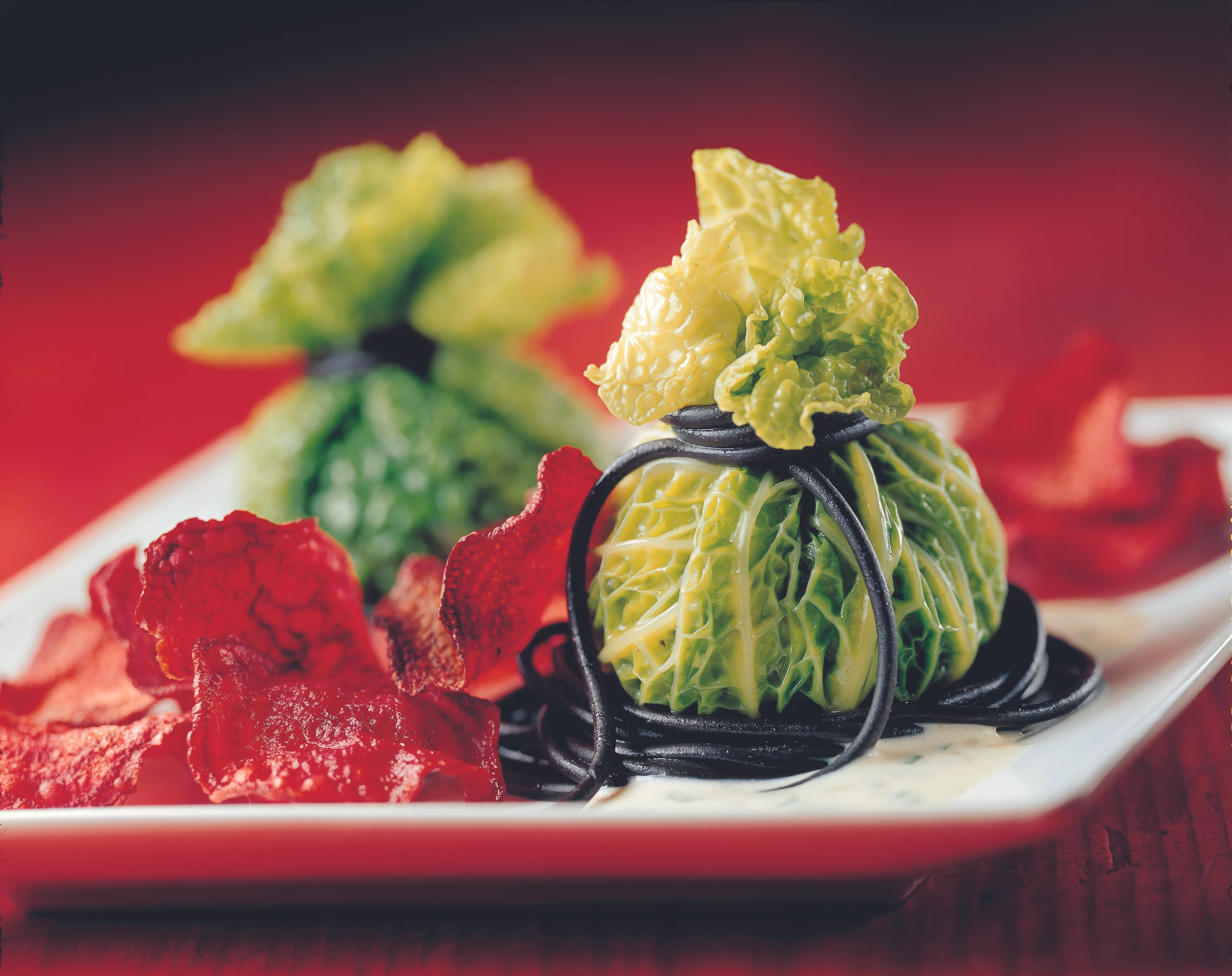 Kohlsäckchen mit pikanter Käsefülle