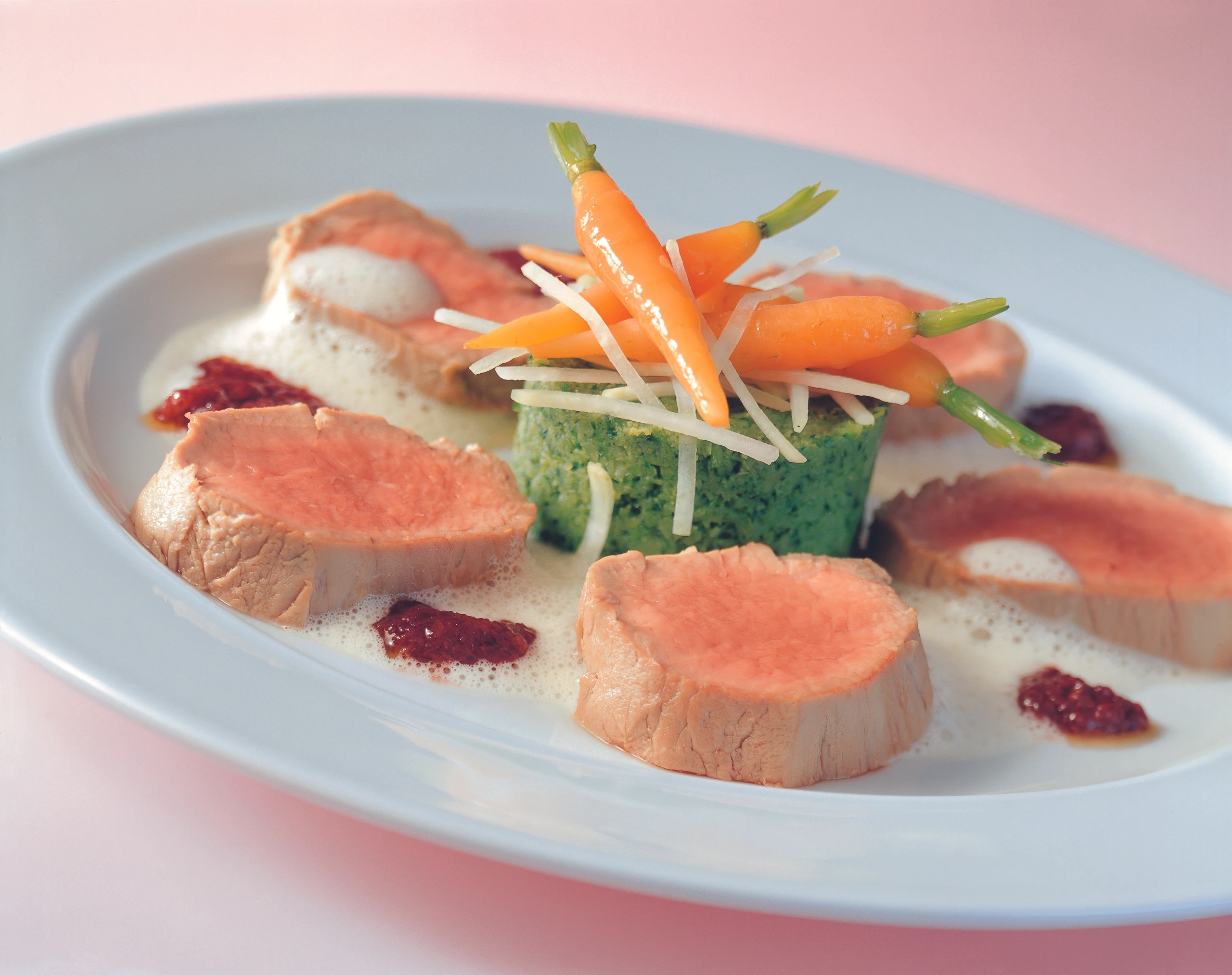 Pochiertes Kalbsfilet mit Brokkolipüree