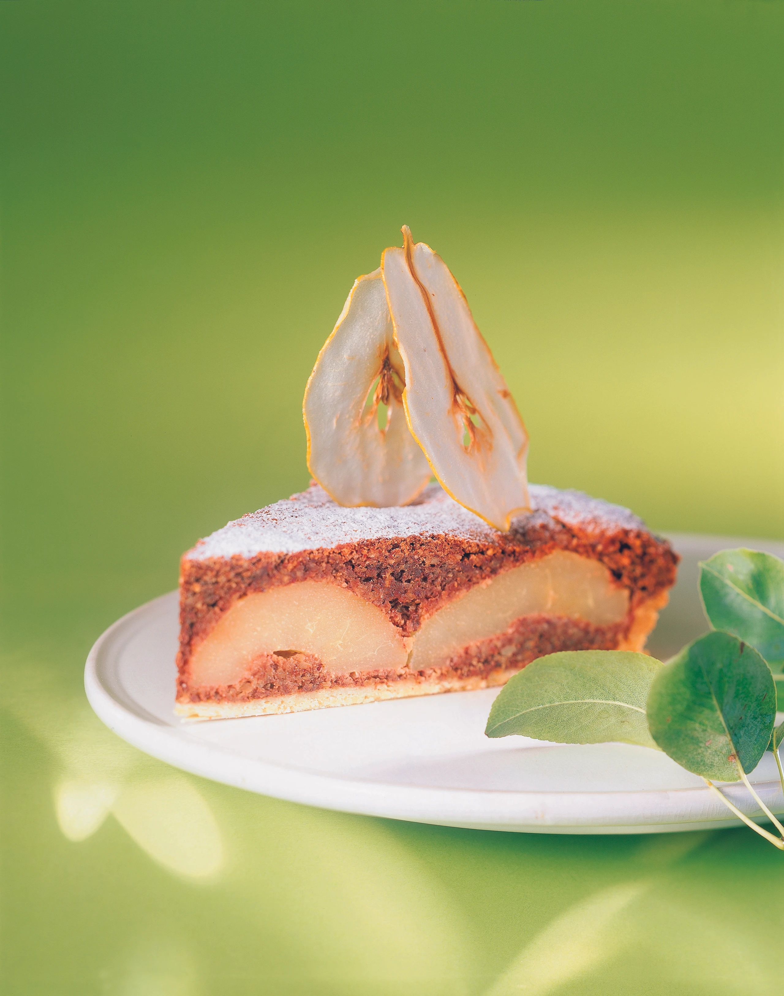 Birnen-Schokoladetarte mit Haselnüssen