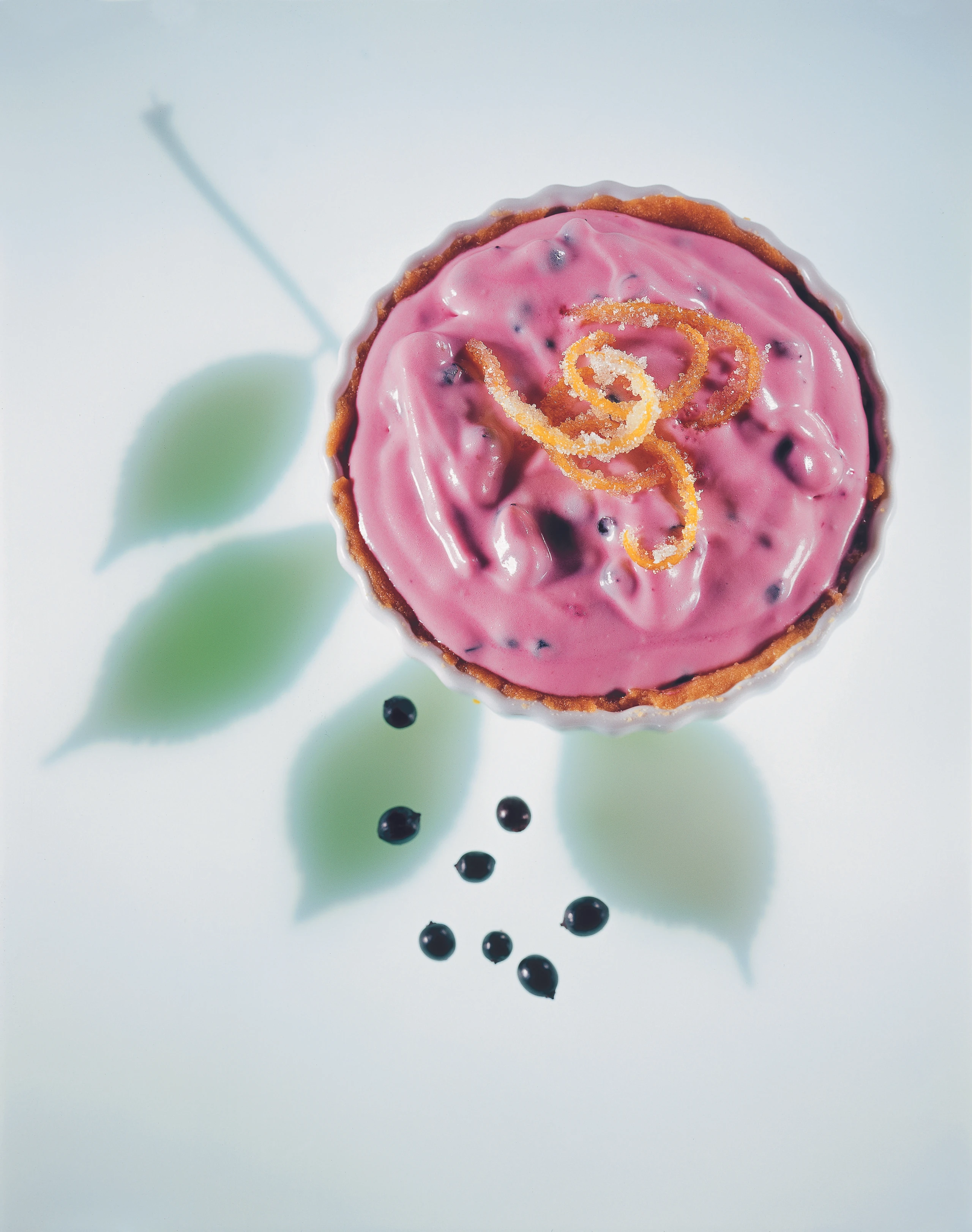 Holundertörtchen mit kandierten Orangenschalen