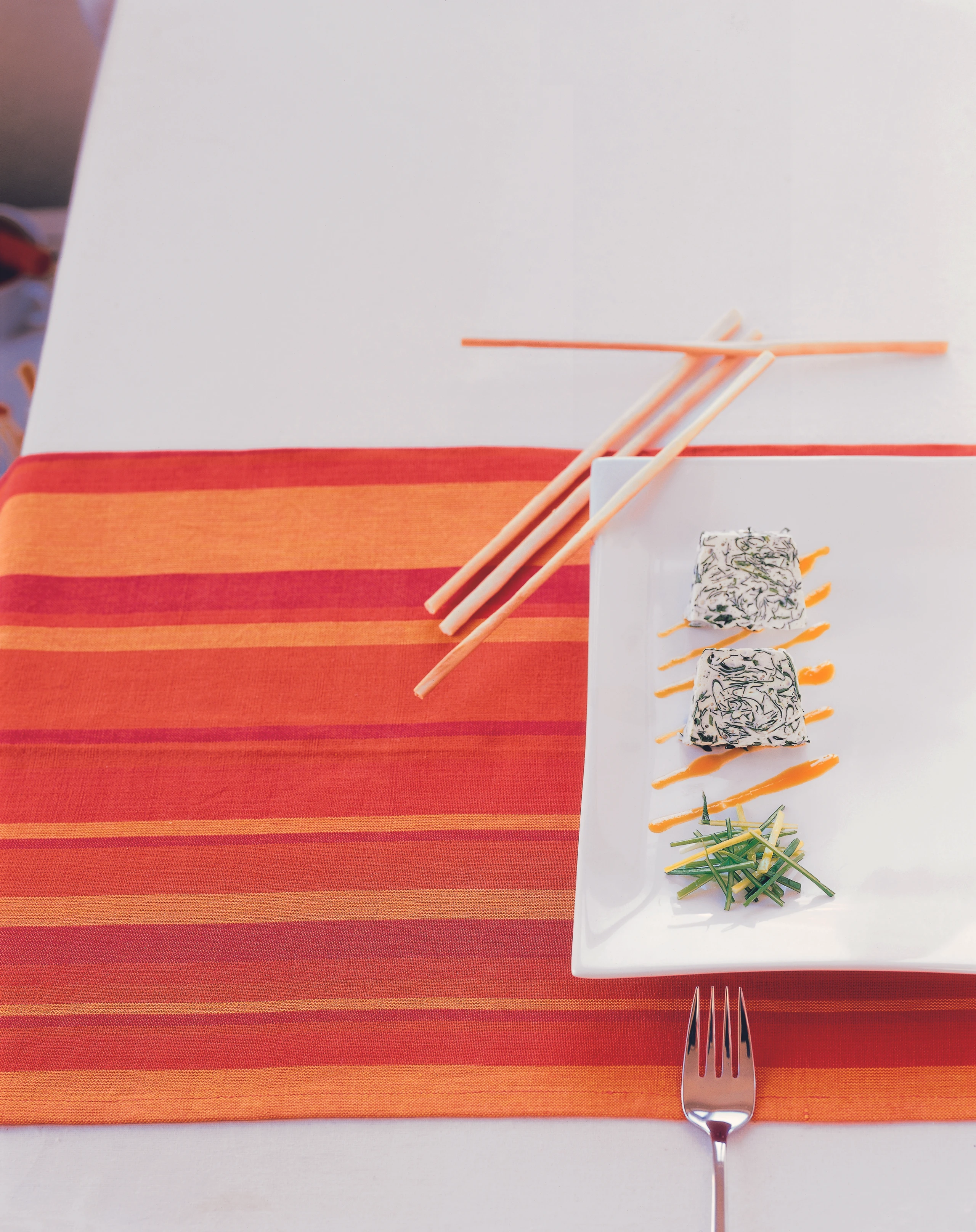 Mangold-Terrine mit Lauchsalat und Karottensauce