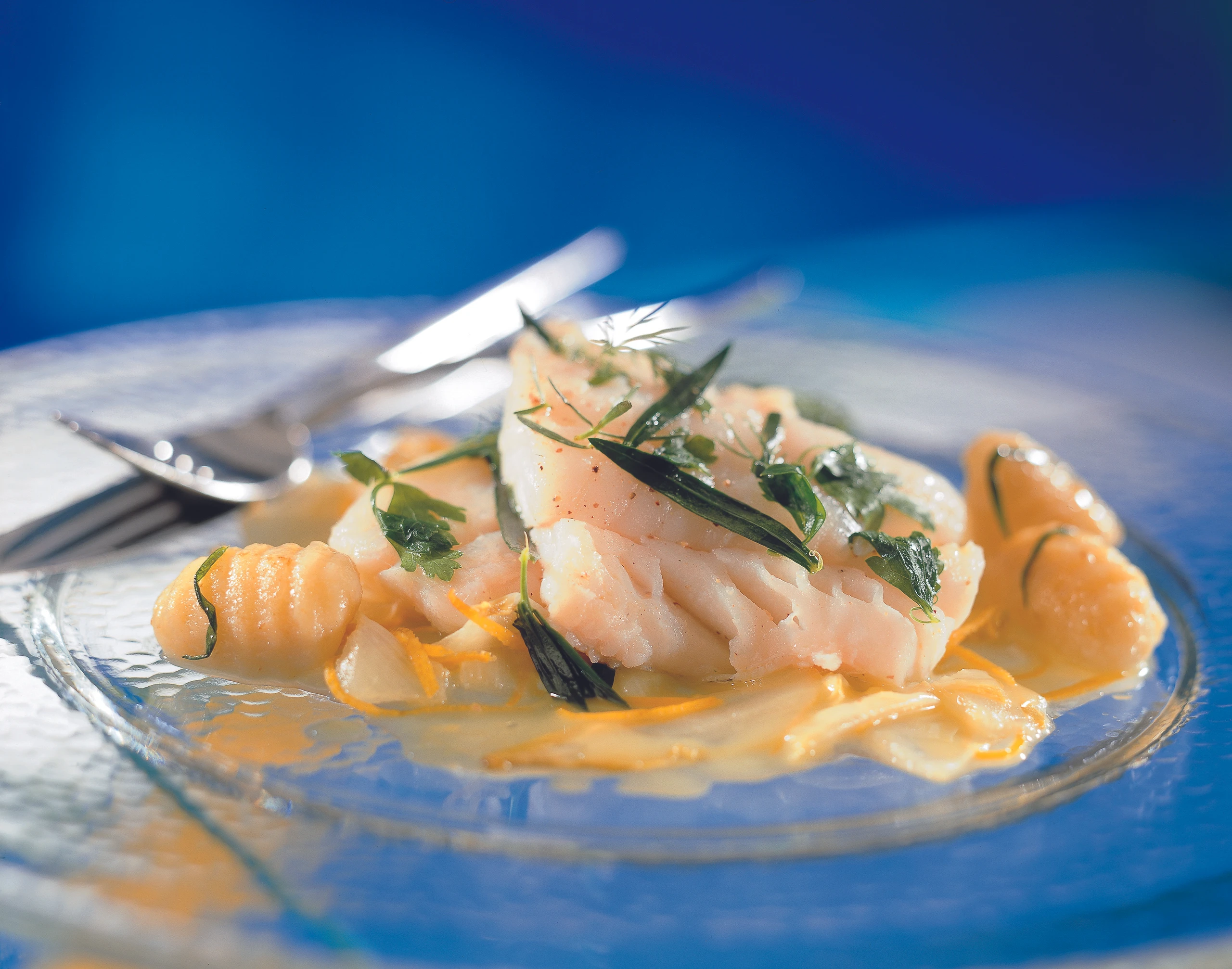 Kabeljau auf Orangengemüse und Erdäpfel-Gnocchi