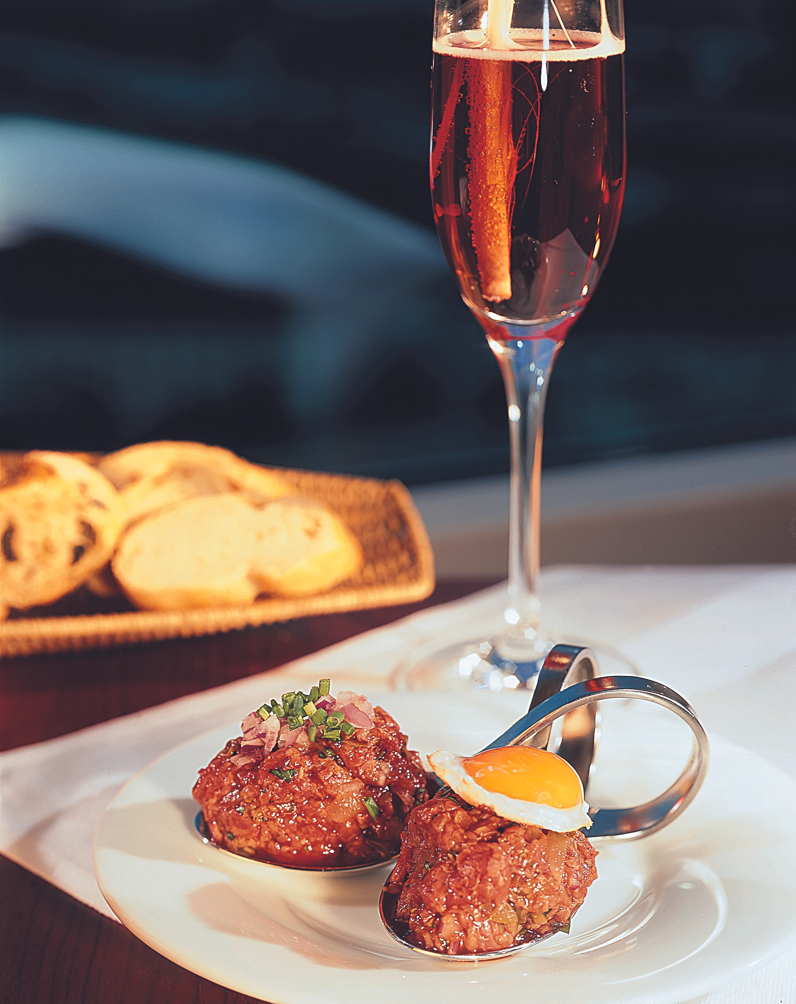 Beef-Tatar-Häppchen