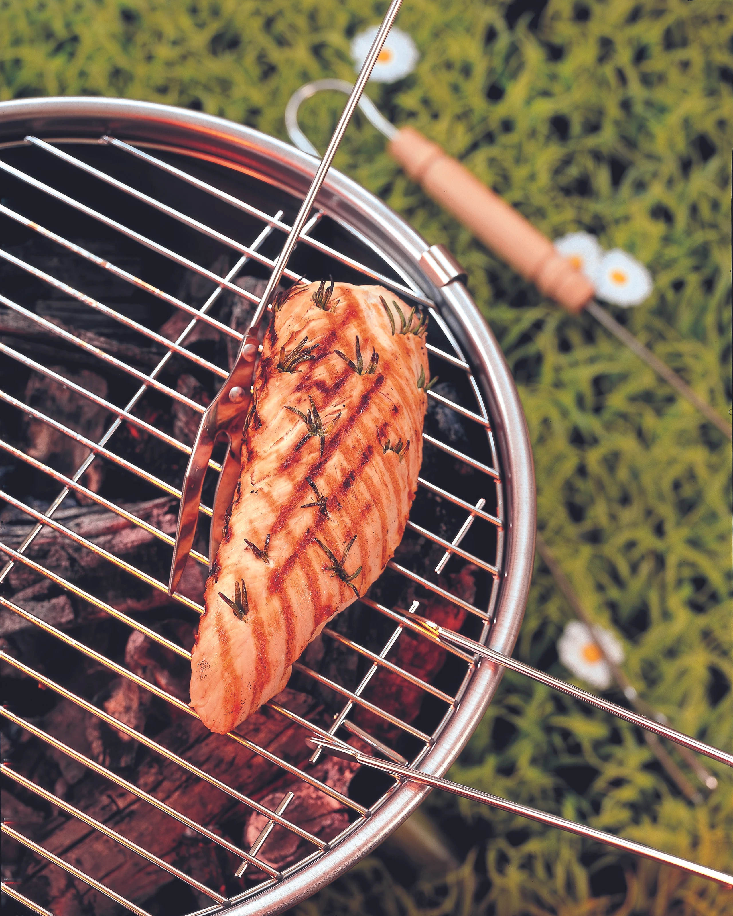 Putenbrust im Ganzen gegrillt
