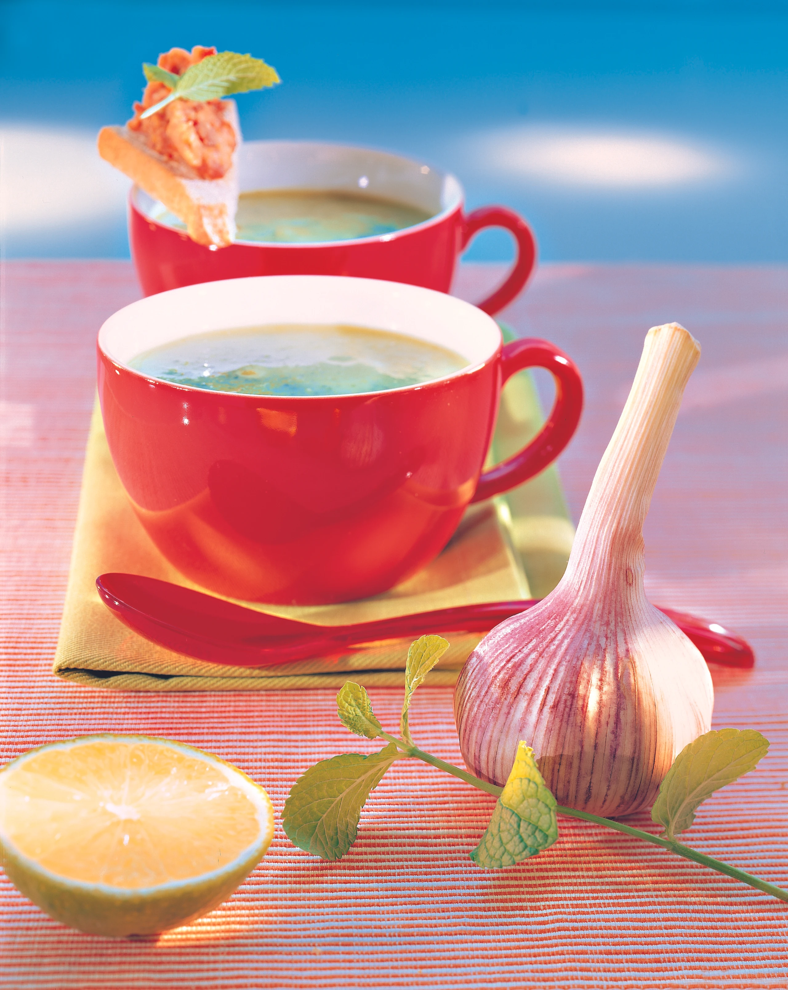 Knoblauch-Zucchini-Suppe