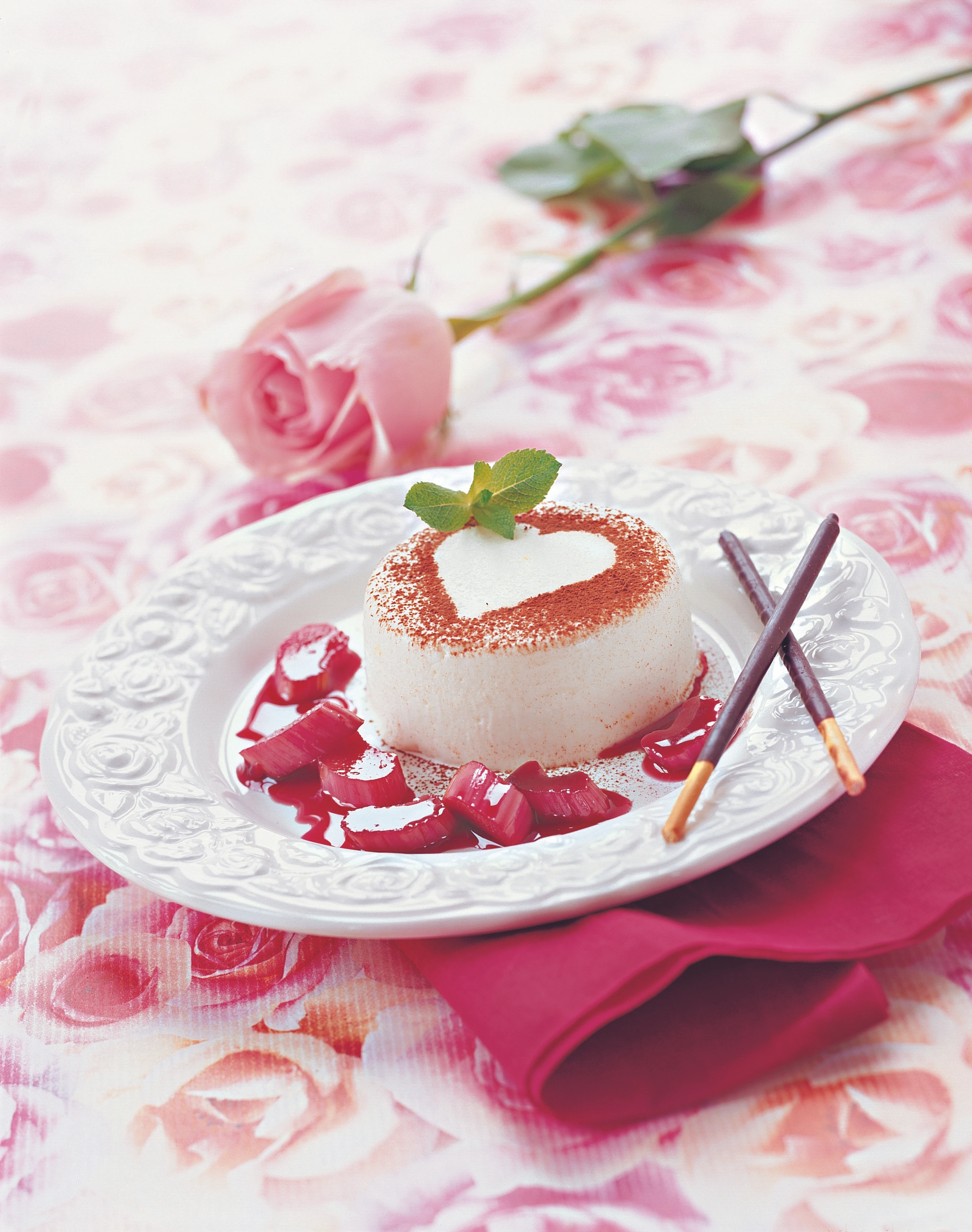Topfen-Joghurt-Creme mit Rhabarber-Ragout