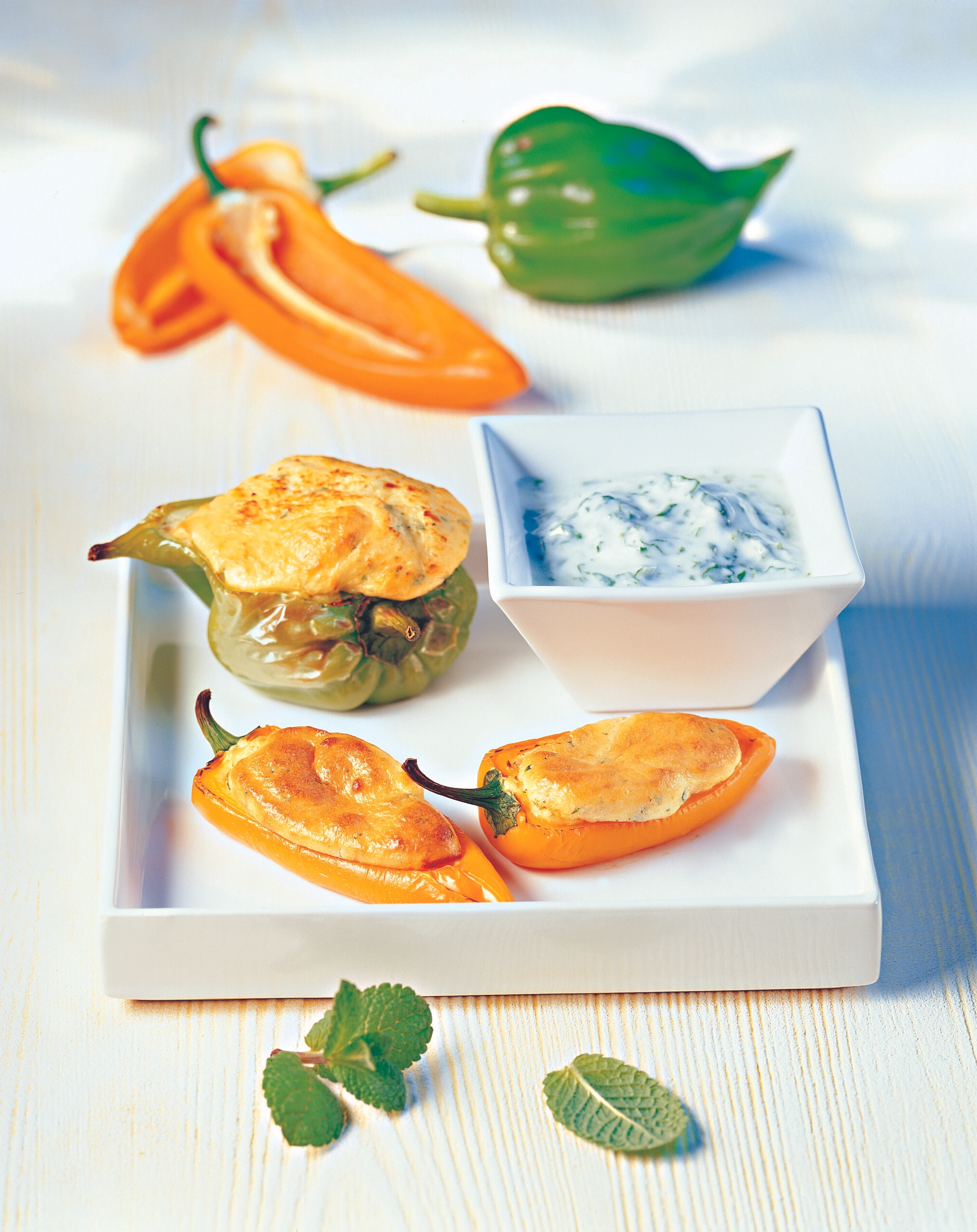 Mini-Paprika mit Käsesoufflé