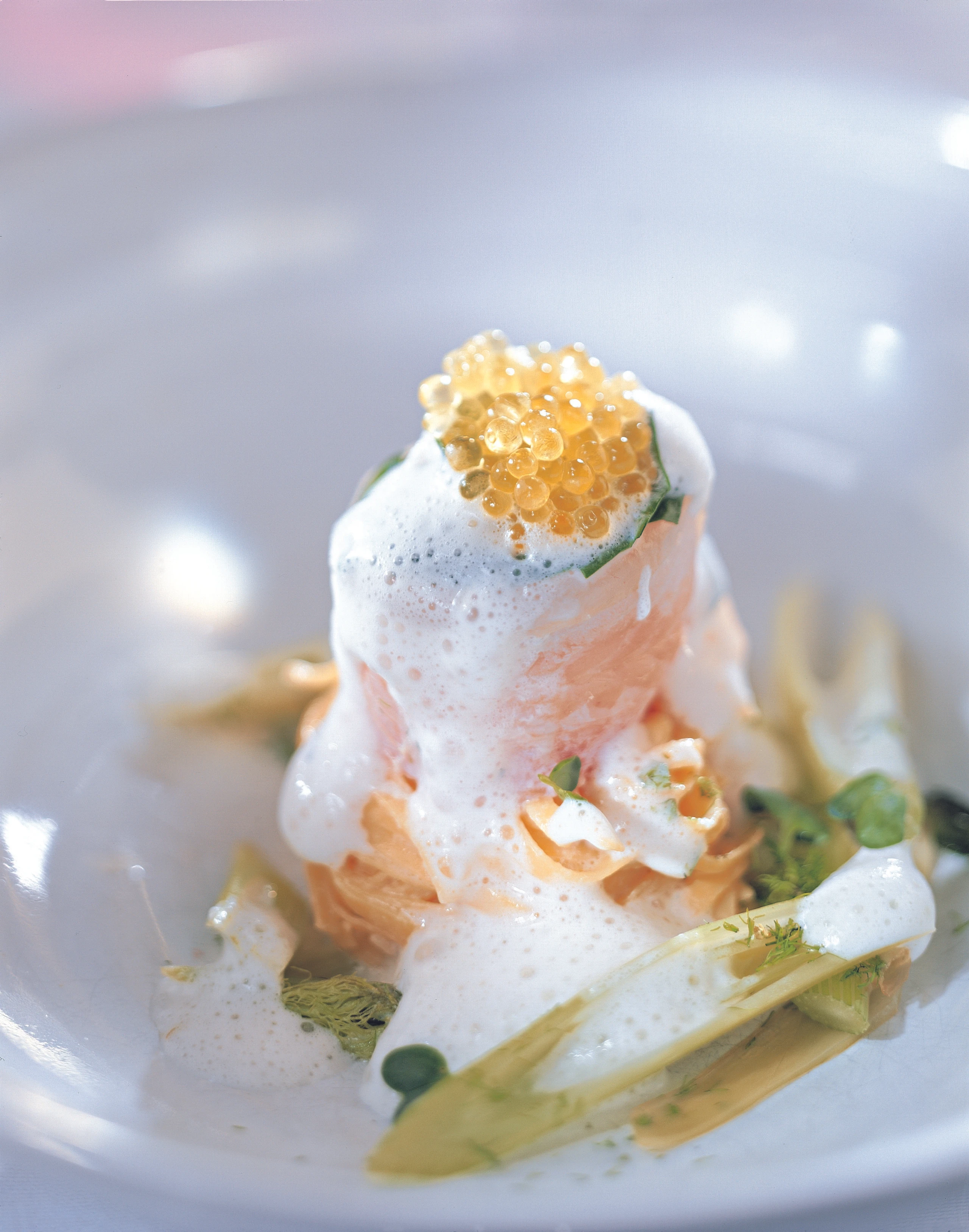 Gerollte Seezunge mit Zitronen-Kaviar-Nudeln und Fenchelgemüse