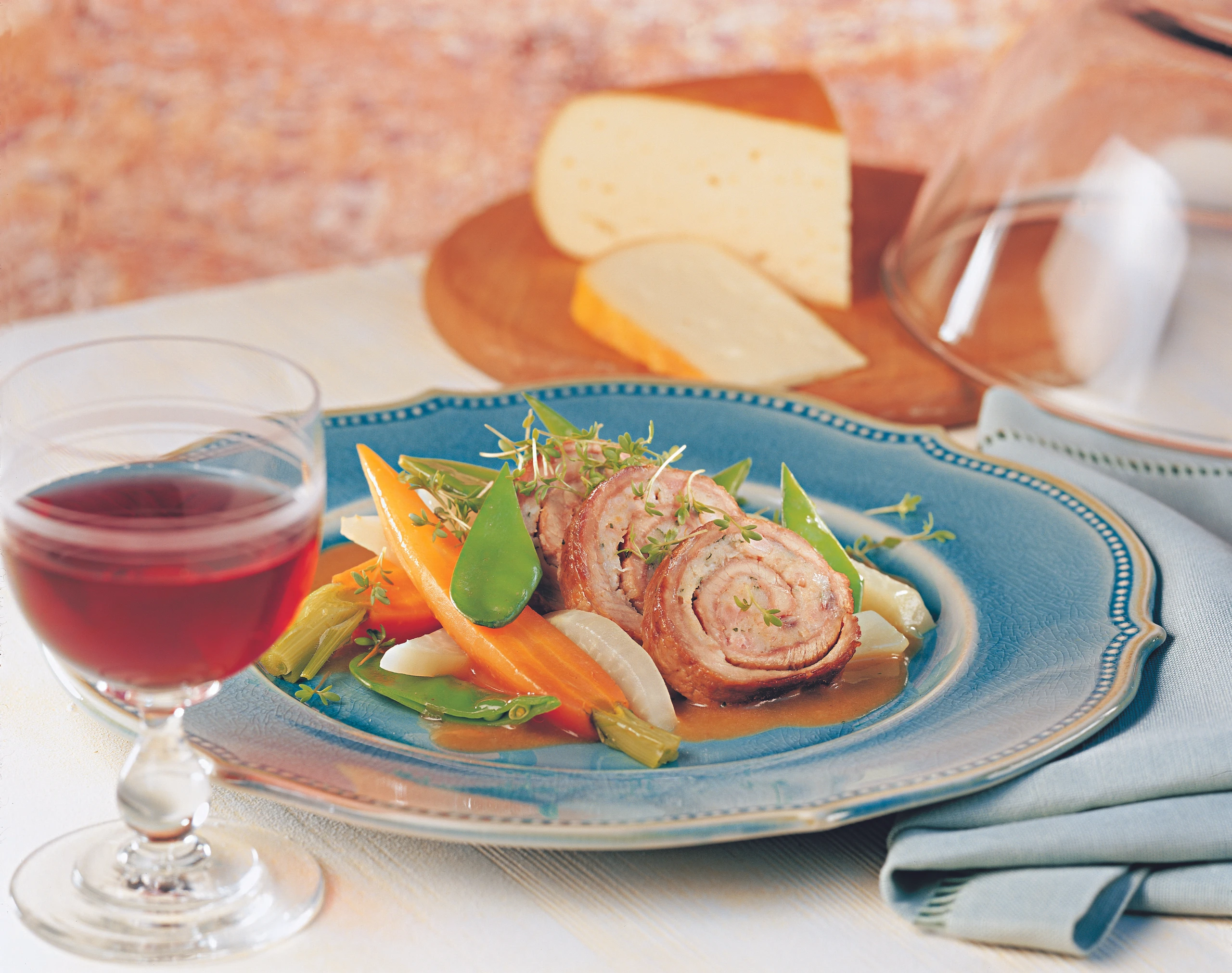 Kalbfleischröllchen mit Schinken und Käse