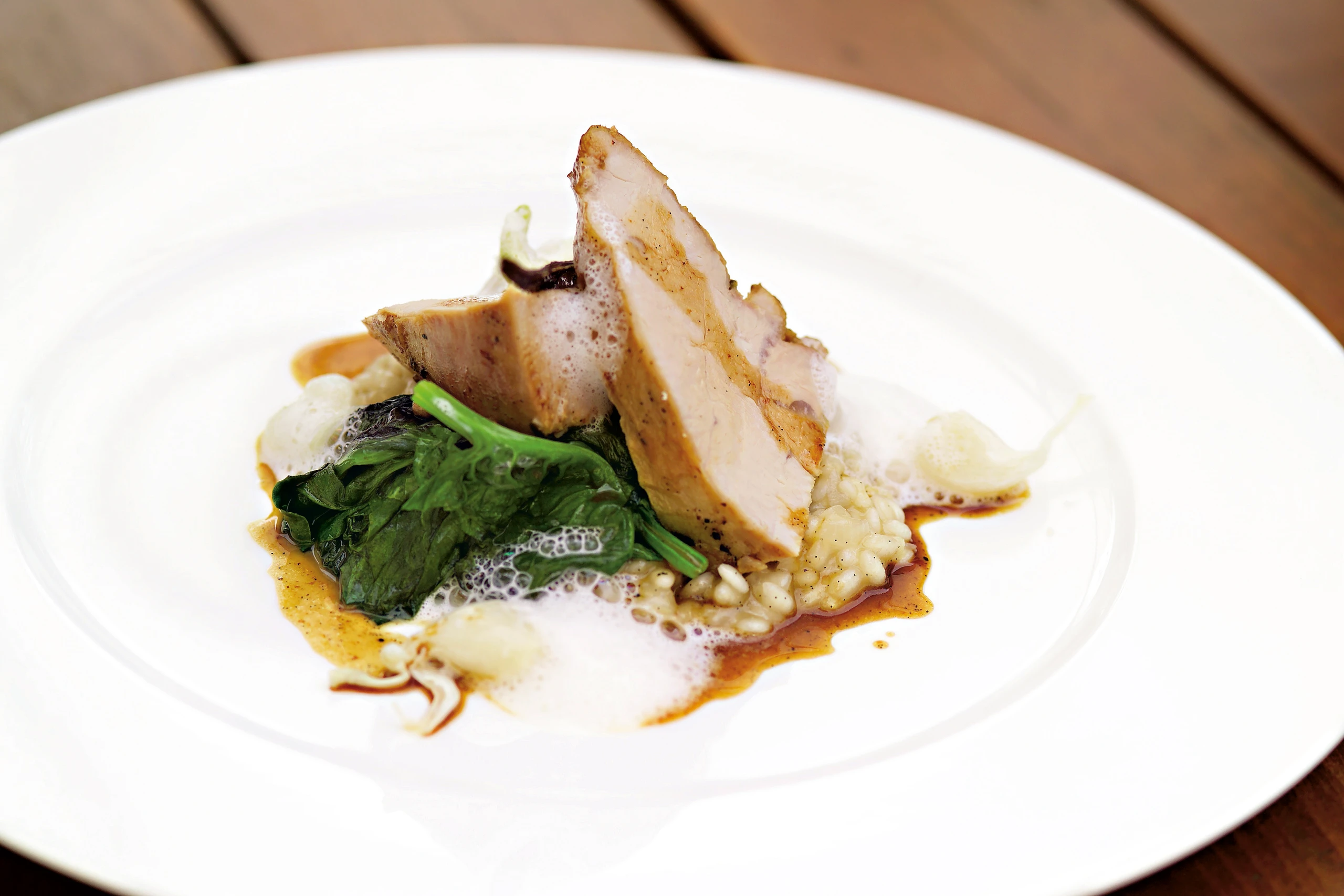 Kalbsstelze mit jungem Knoblauch und Vanille