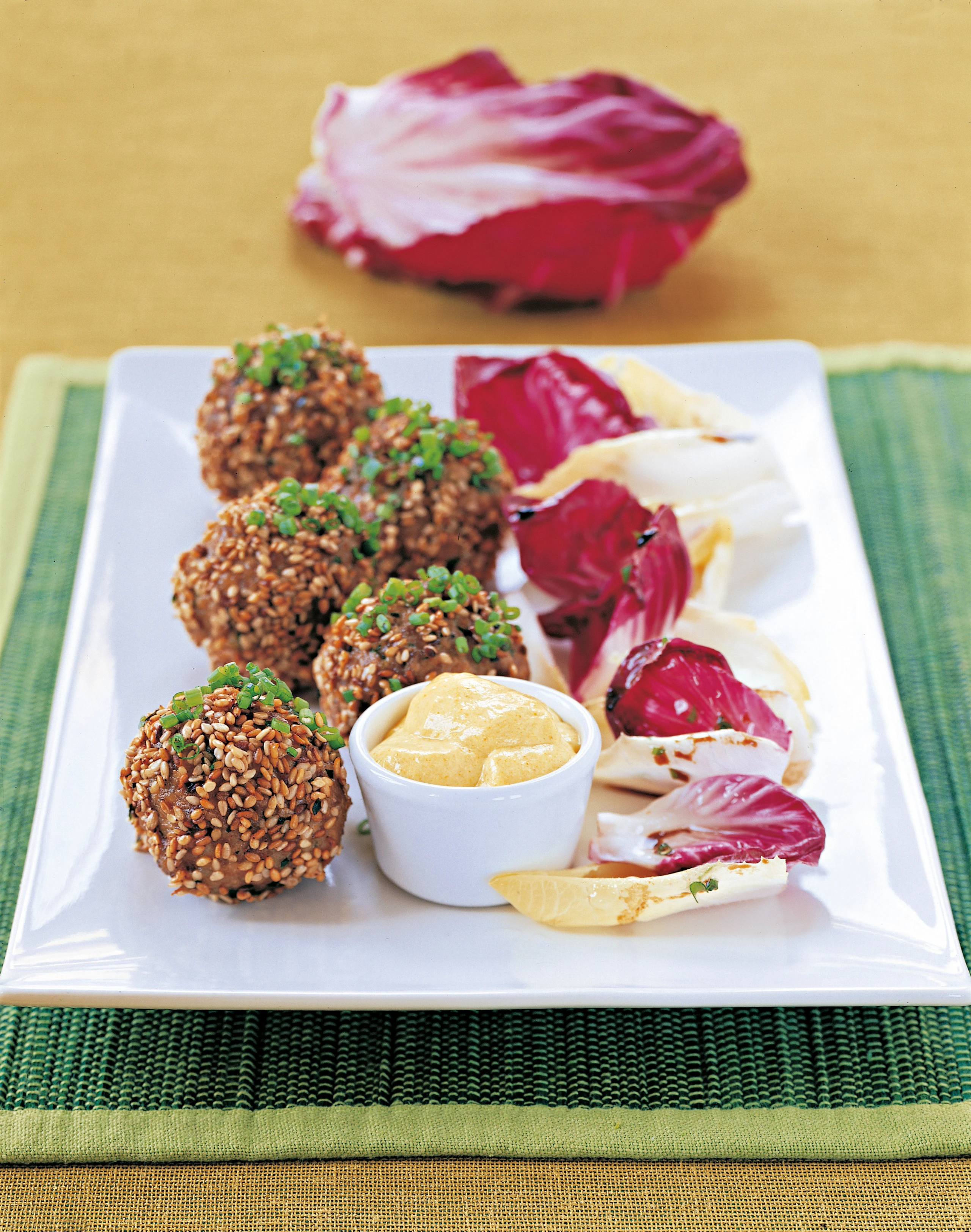 Fleischbällchen mit Sesam