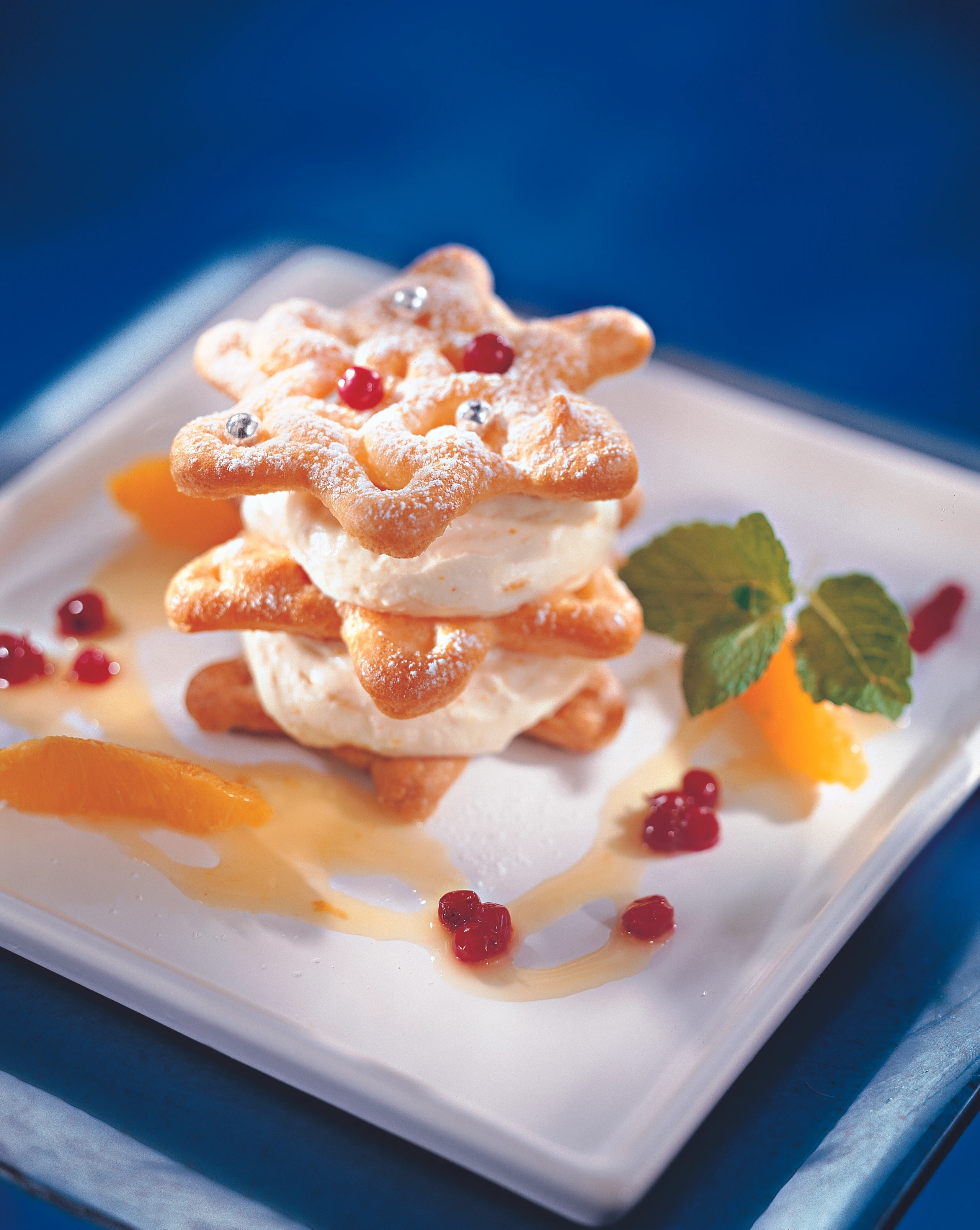 Weihnachtsstern mit Orangenobers