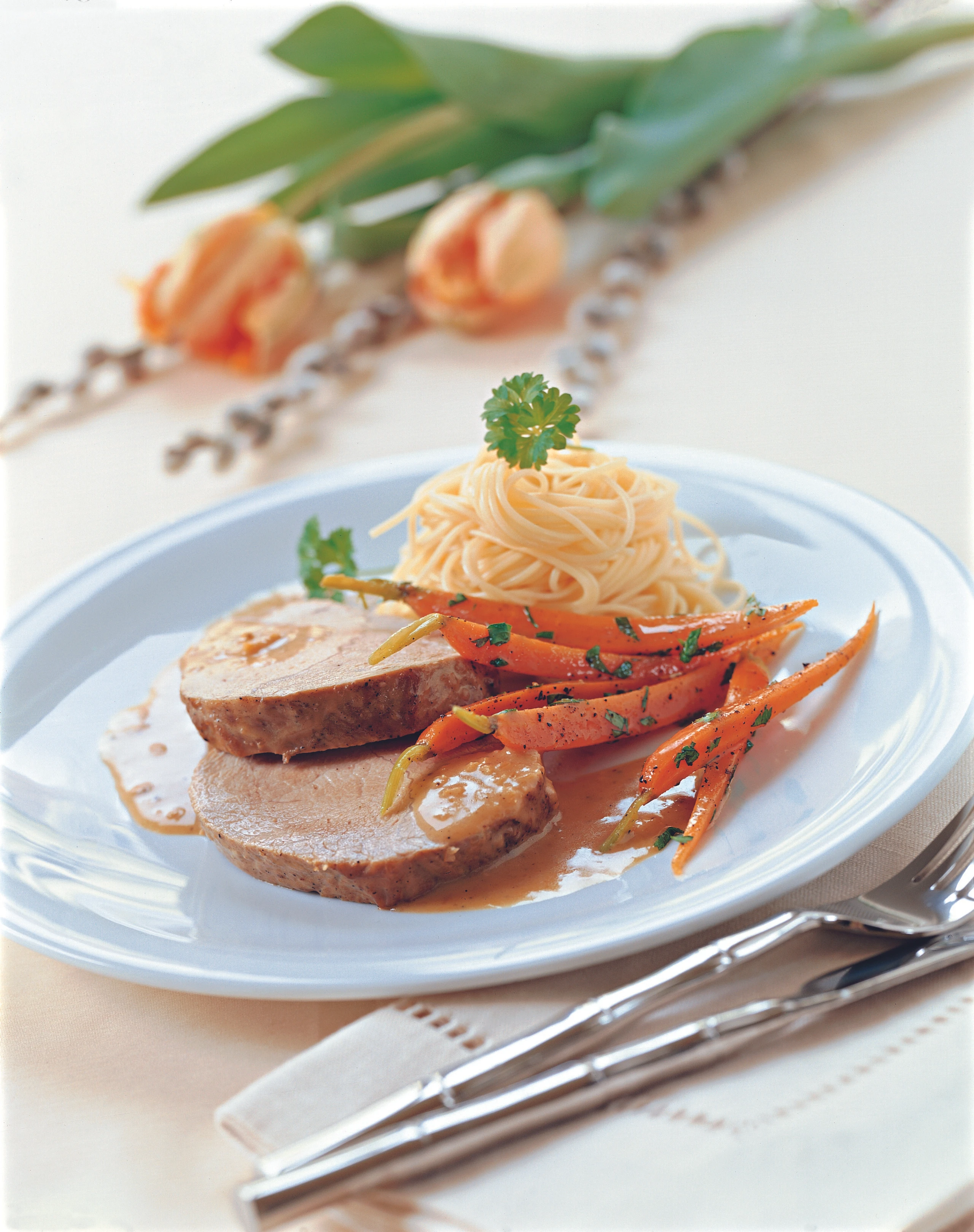 Kalbsnuss mit Knoblauch-Ingwerbutter