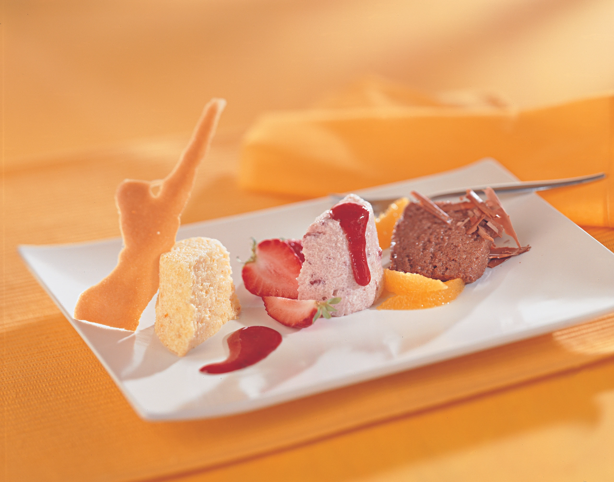 Grießflammeri mit Knuspergarnitur