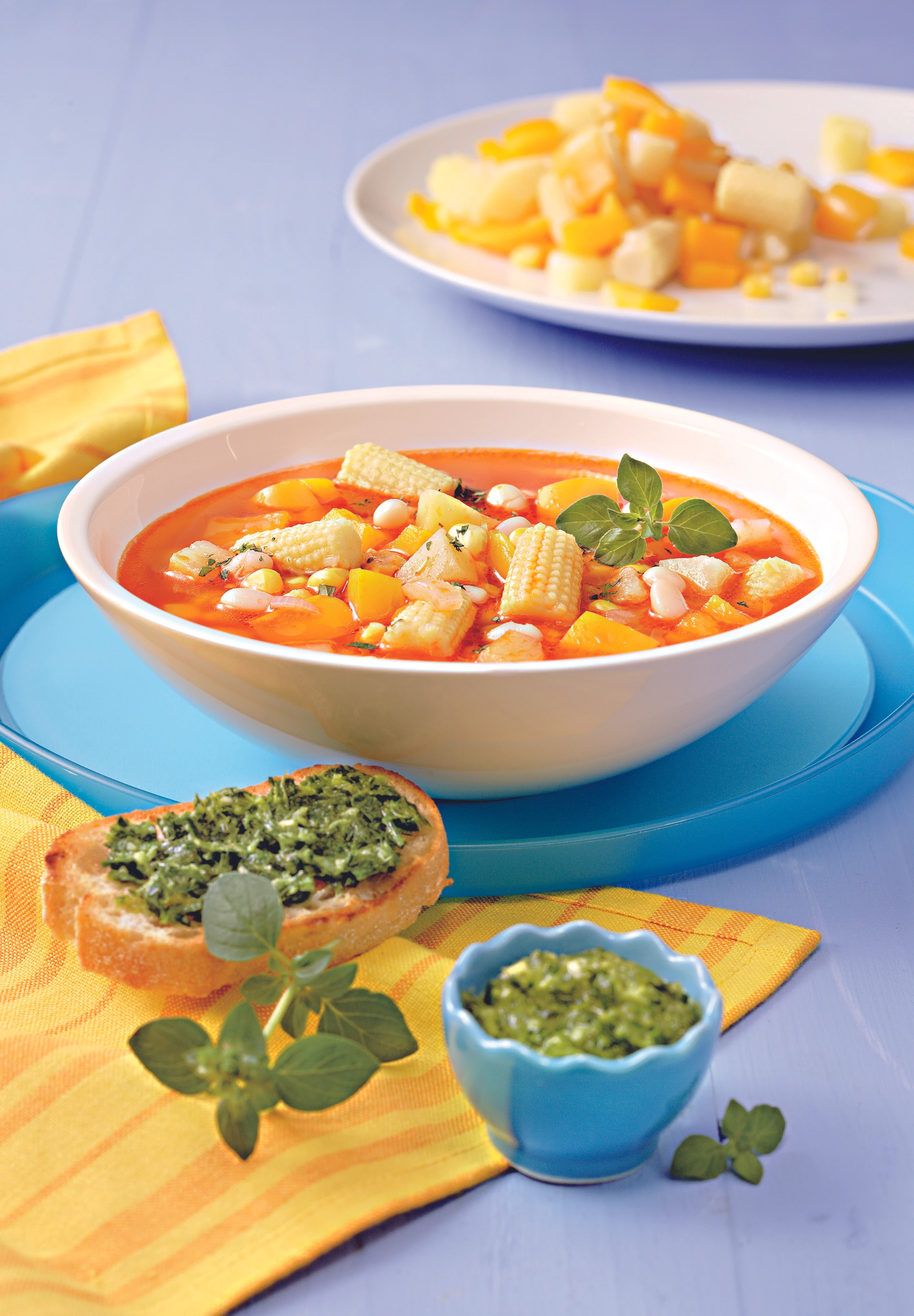 Kreolischer Eintopf mit Kräuter-Salsa