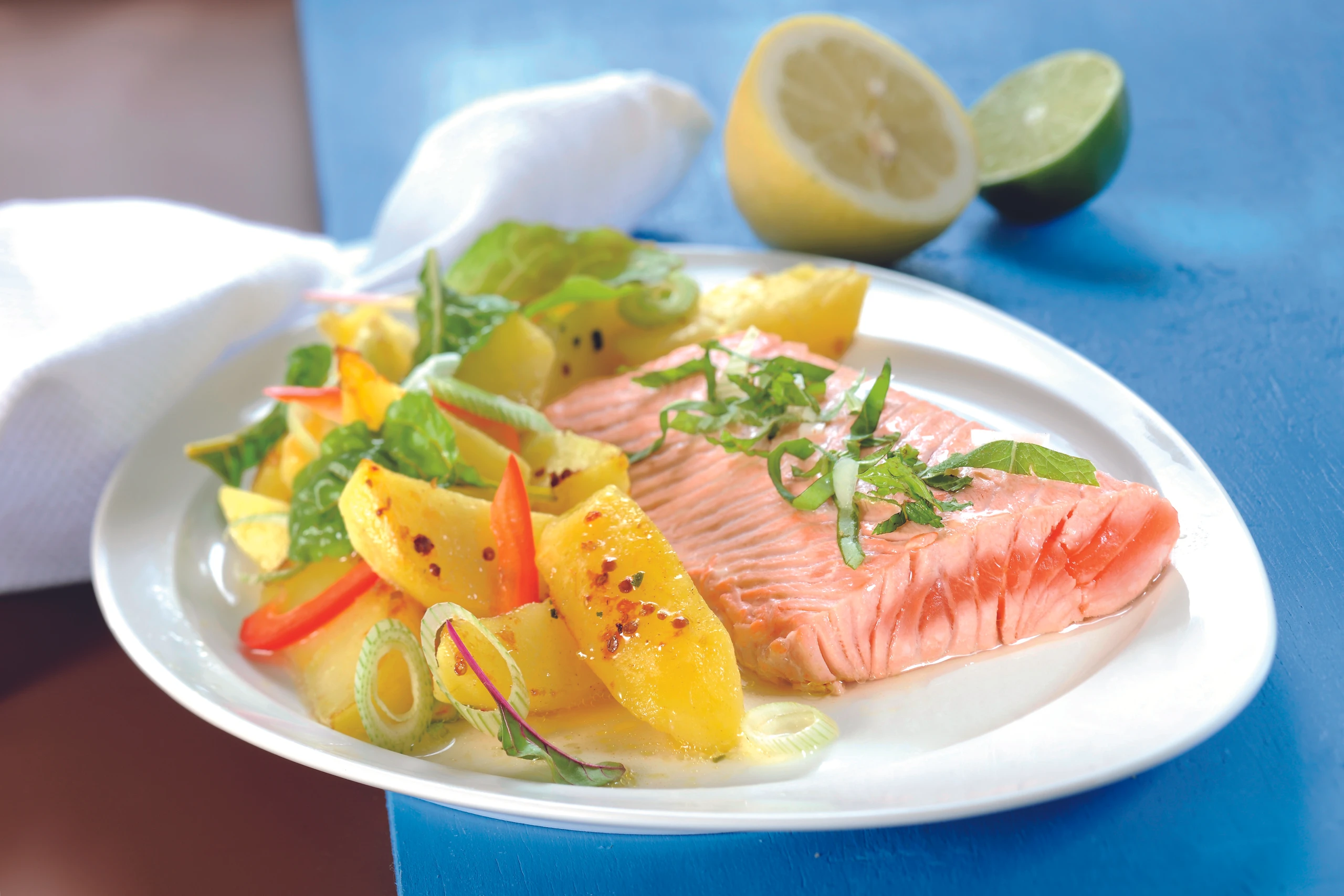 Lachsfilet mit Erdäpfelspalten