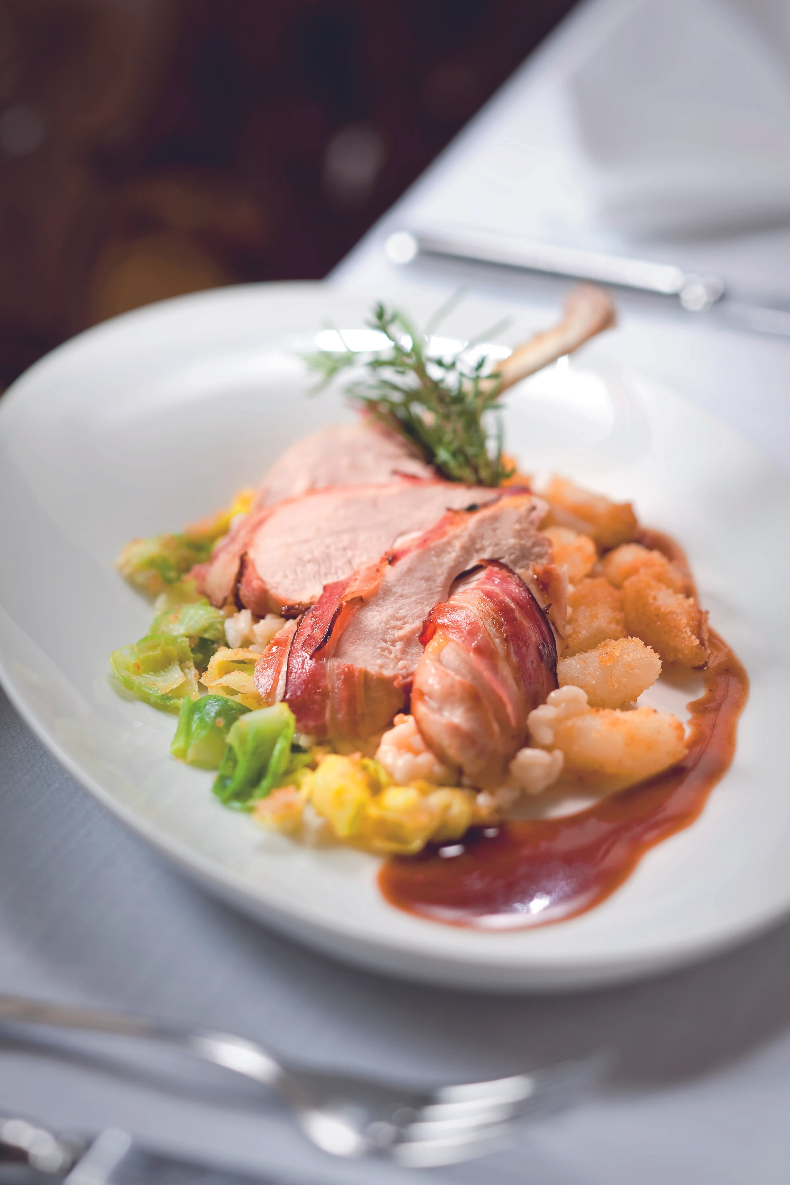 Perlhuhnbrust im Speckmantel mit Kürbisrisotto