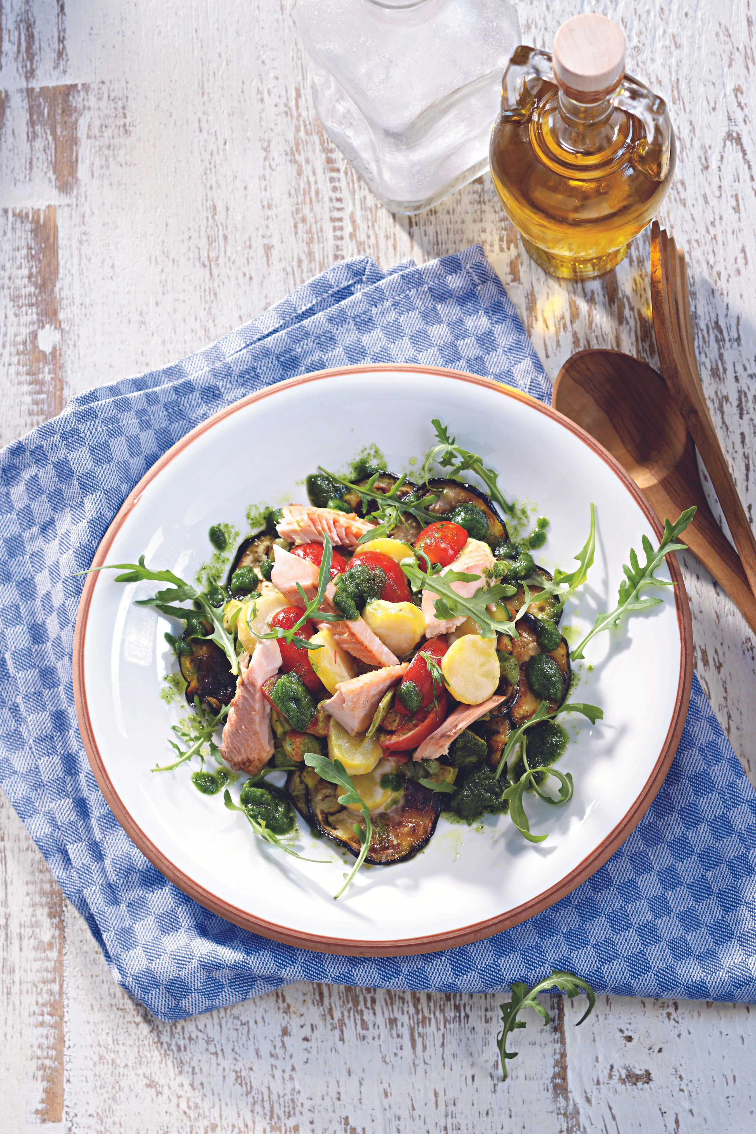 Mediterraner Erdäpfelsalat mit Saibling