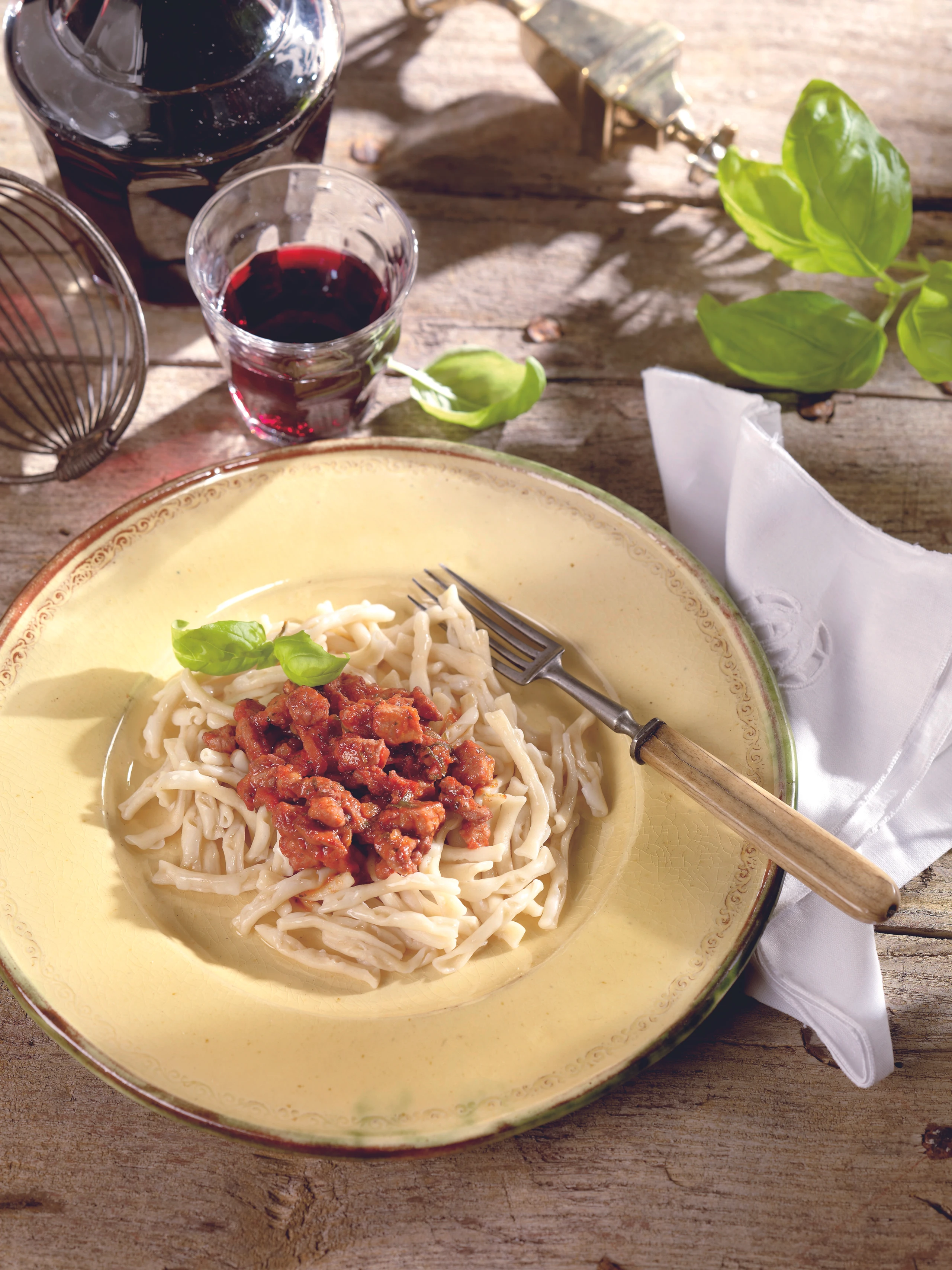 Cavatelli al ragù di salsiccia: Cavatelli mit Salsiccia–Ragout