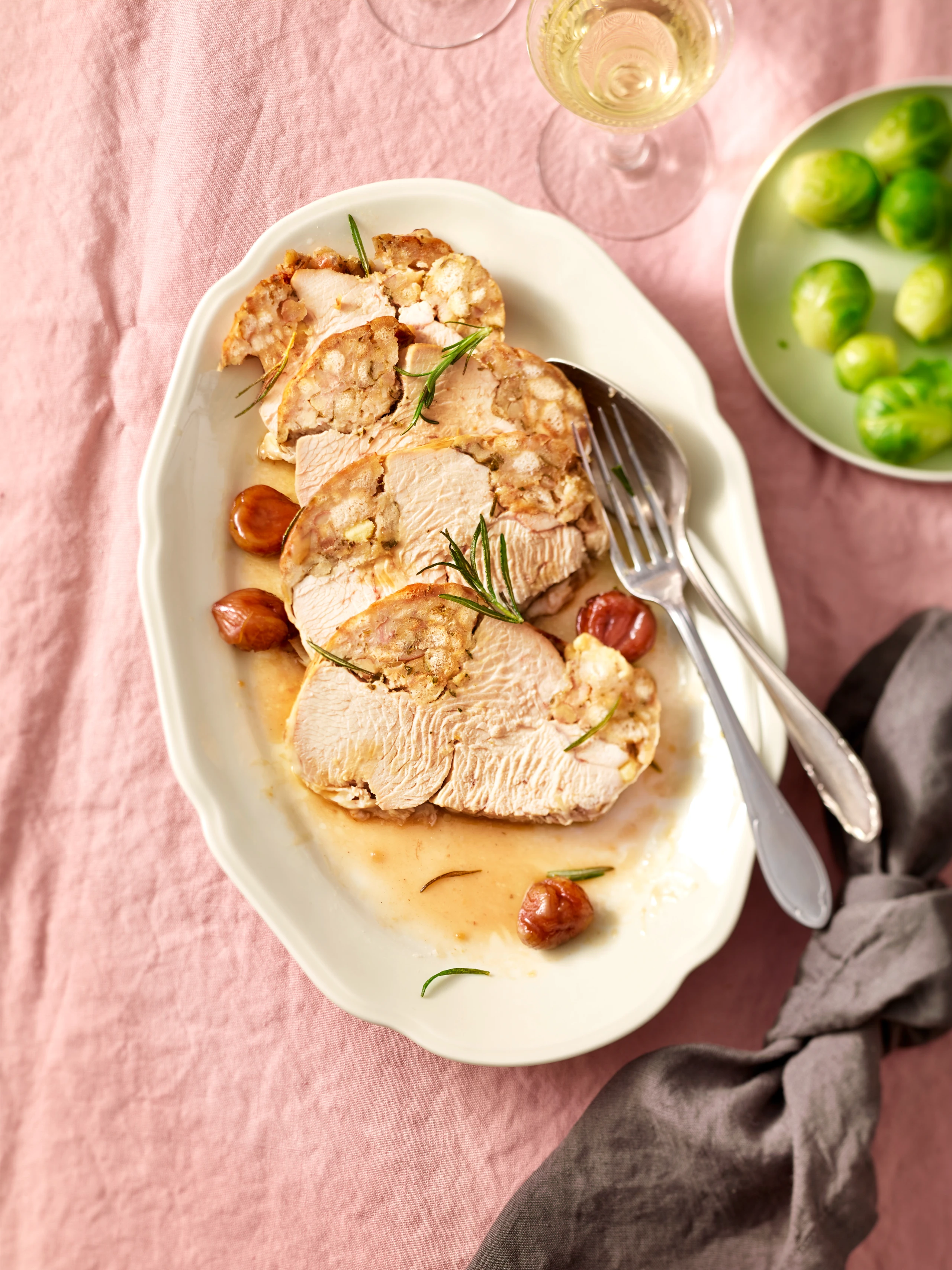 Putenbrust mit Maroni-Apfelfülle
