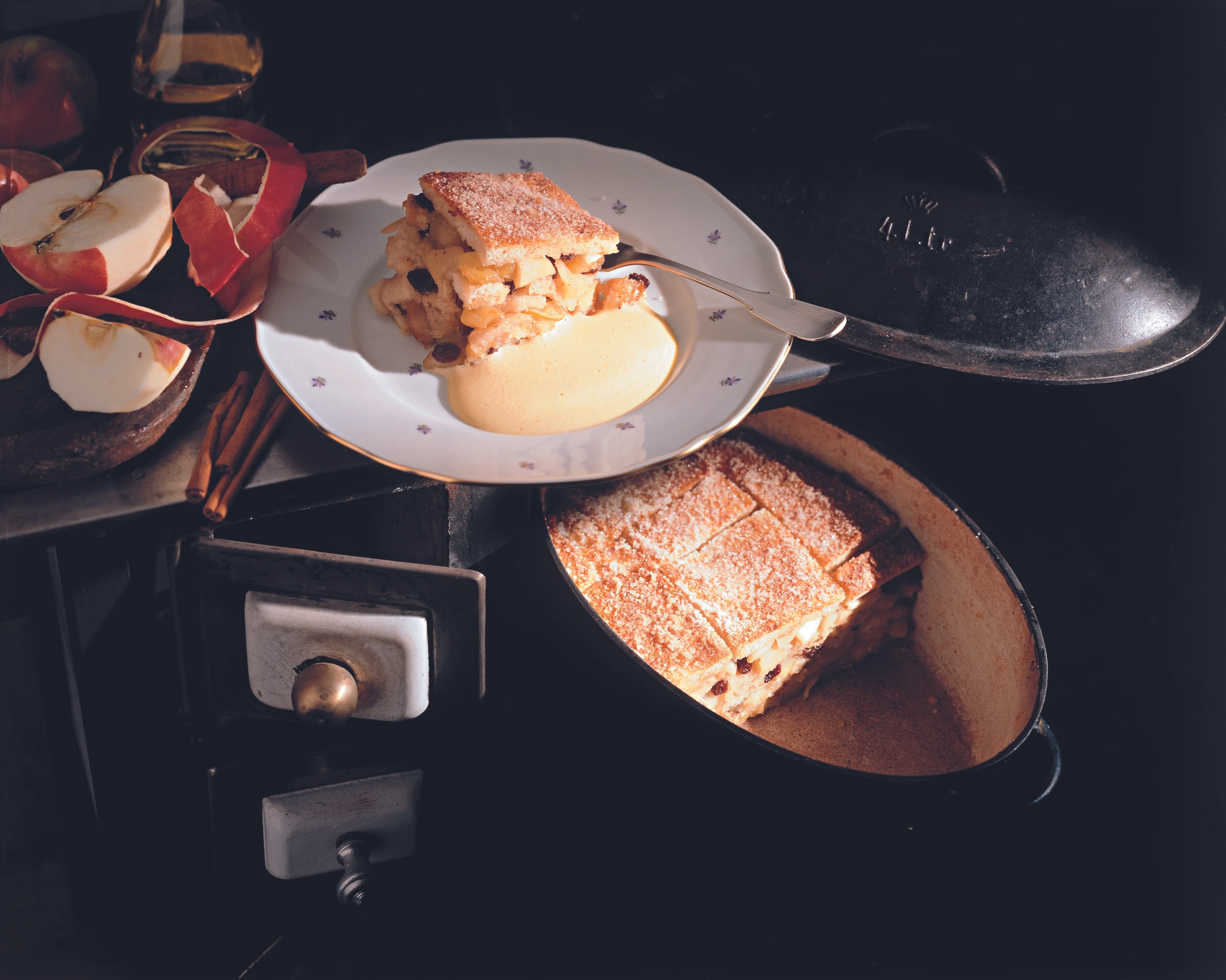 Apfelauflauf mit Rosinen