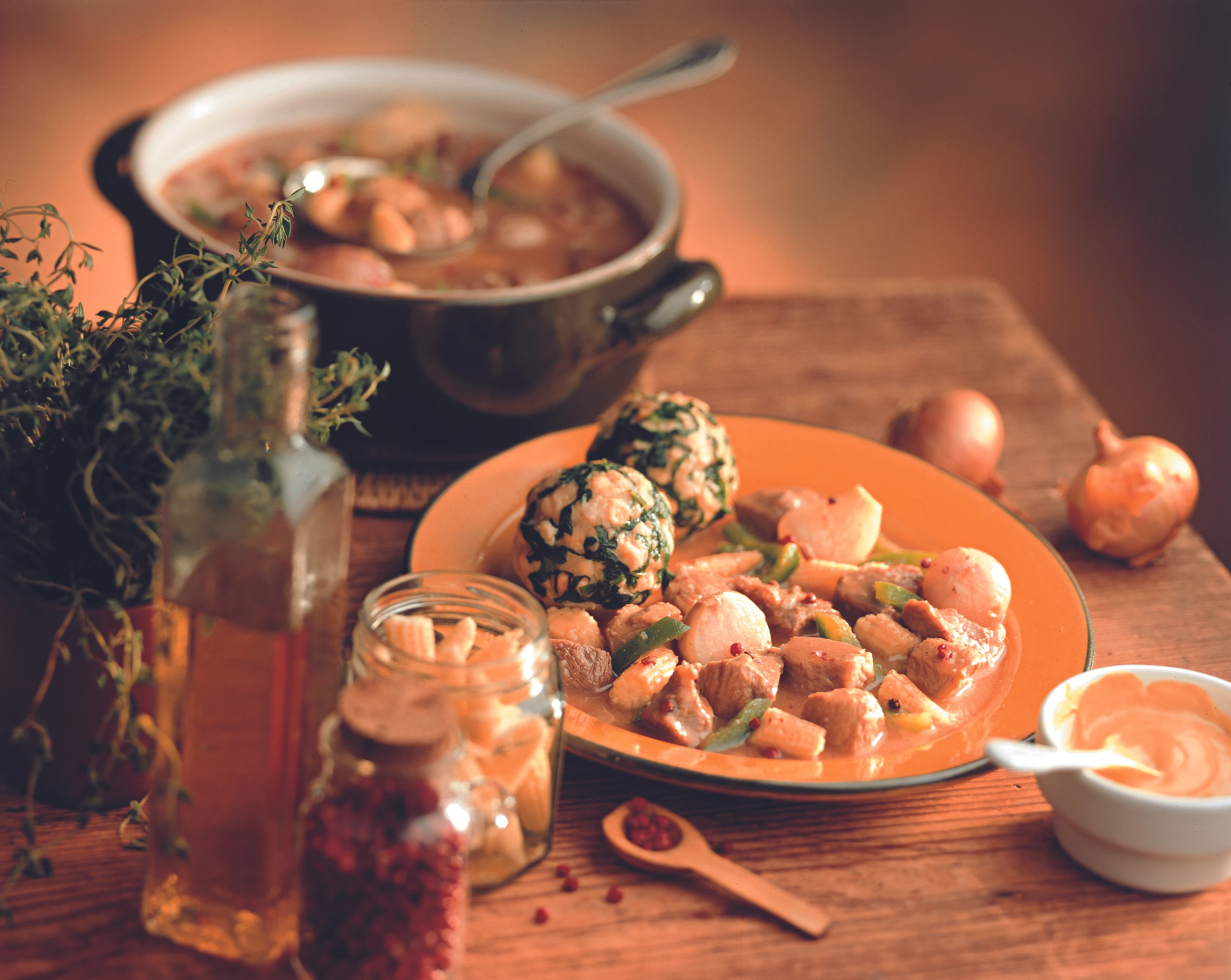Schweinefleisch-Eintopf mit Paprika