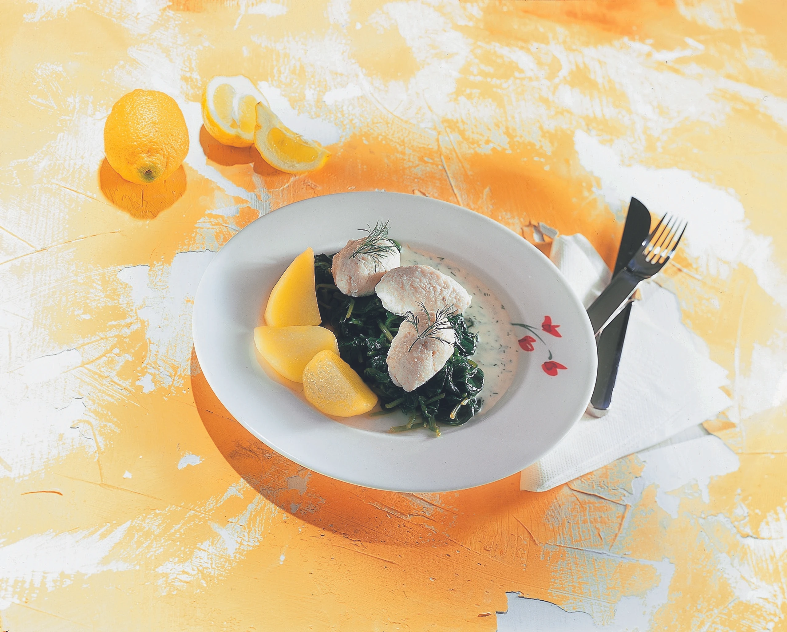 Hechtnockerl mit Dillsauce