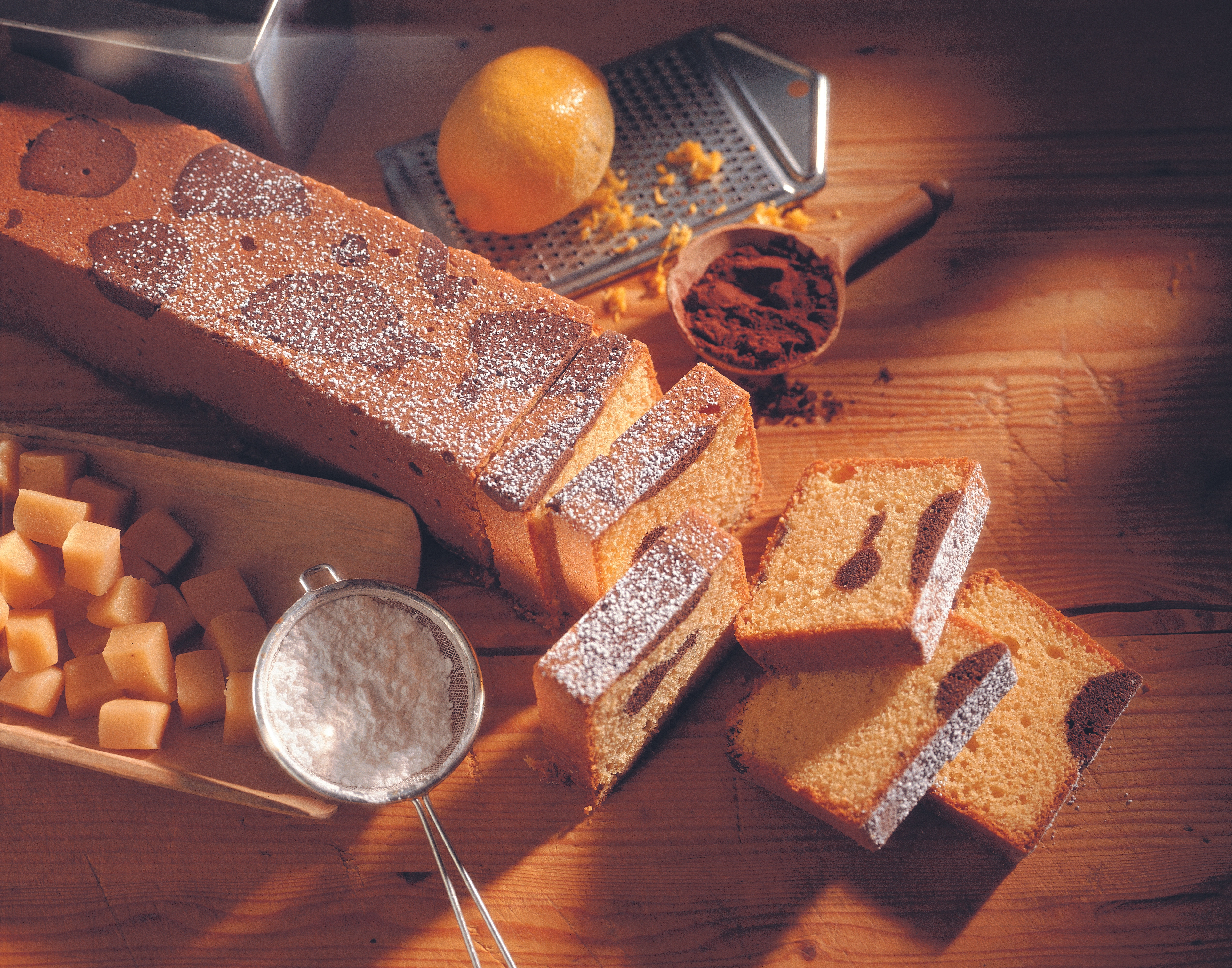 Marmorkuchen mit Marzipan • Rezept