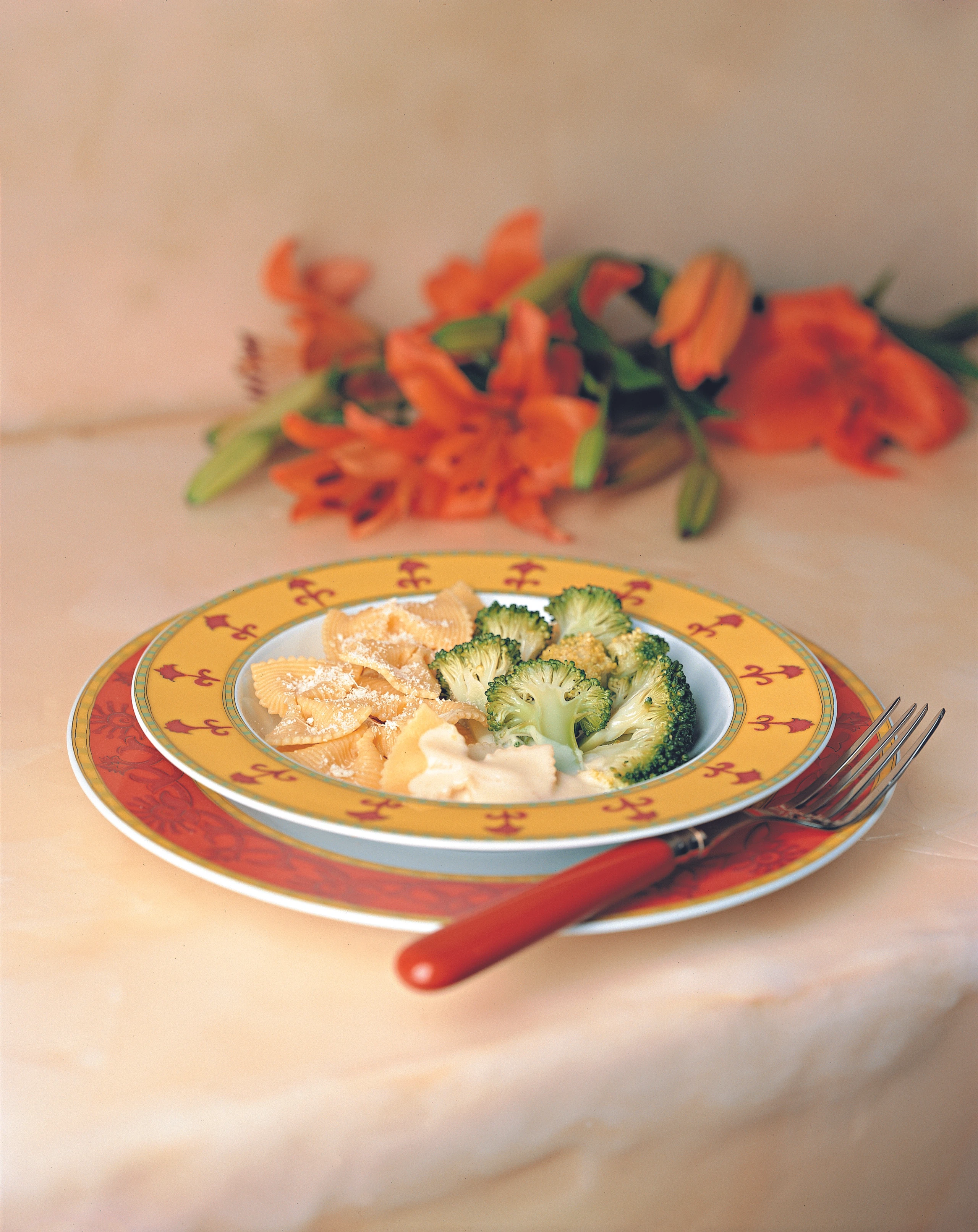 Farfalle mit Brokkoli und Parmesansauce