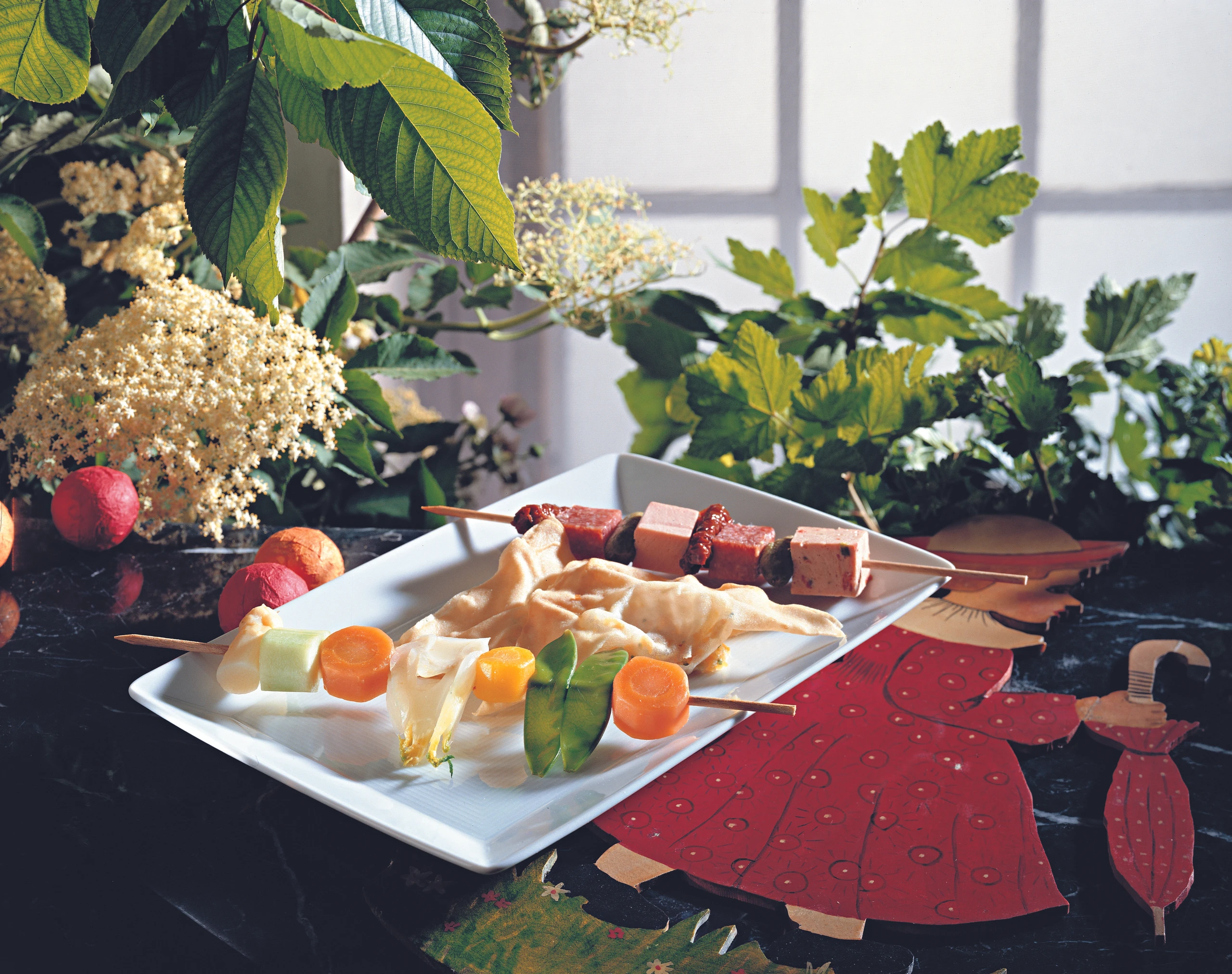 Gemüsespieße, Gemüsetascherl und Wurstspieße