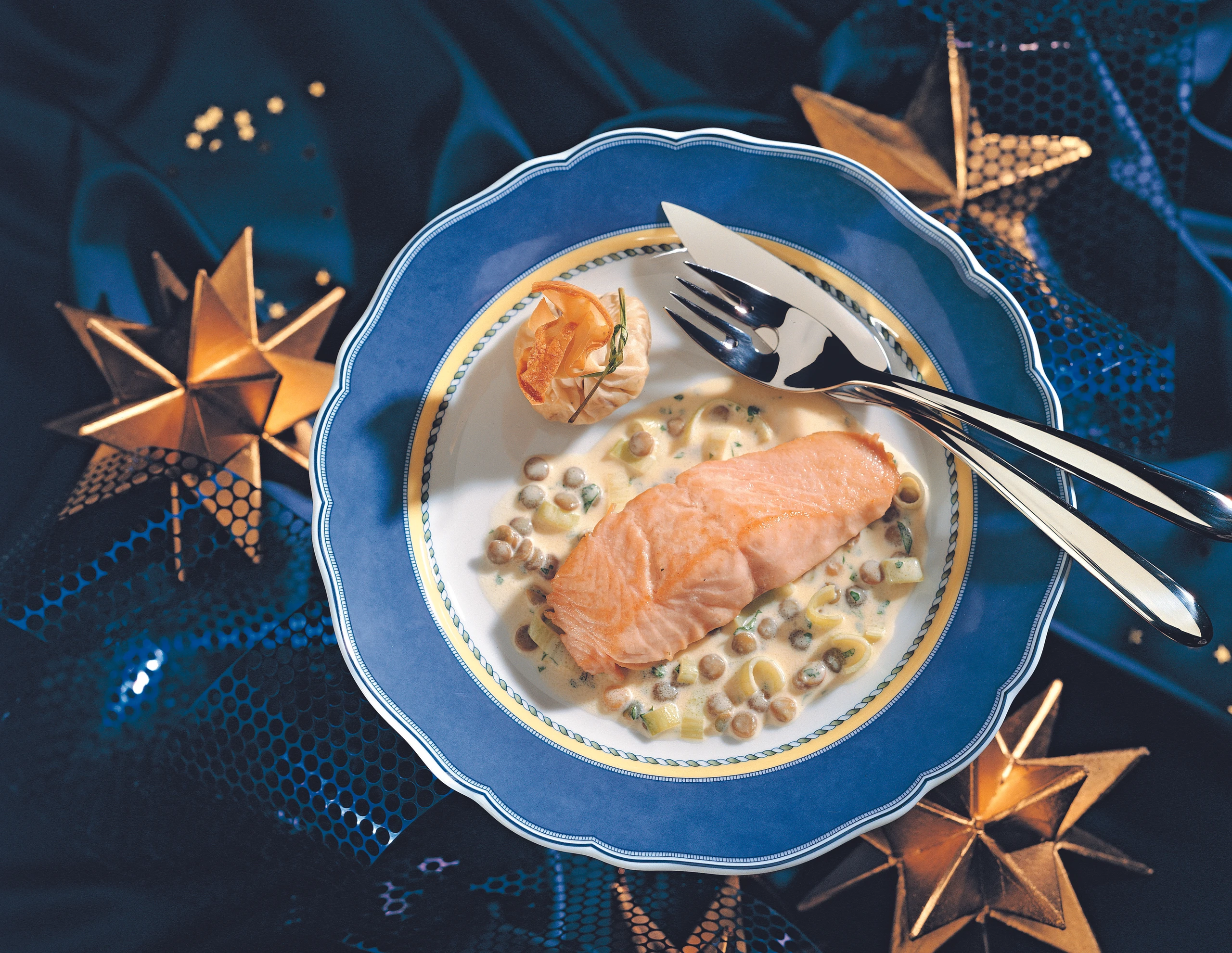 Lachsfilet auf Linsen-Lauchsauce