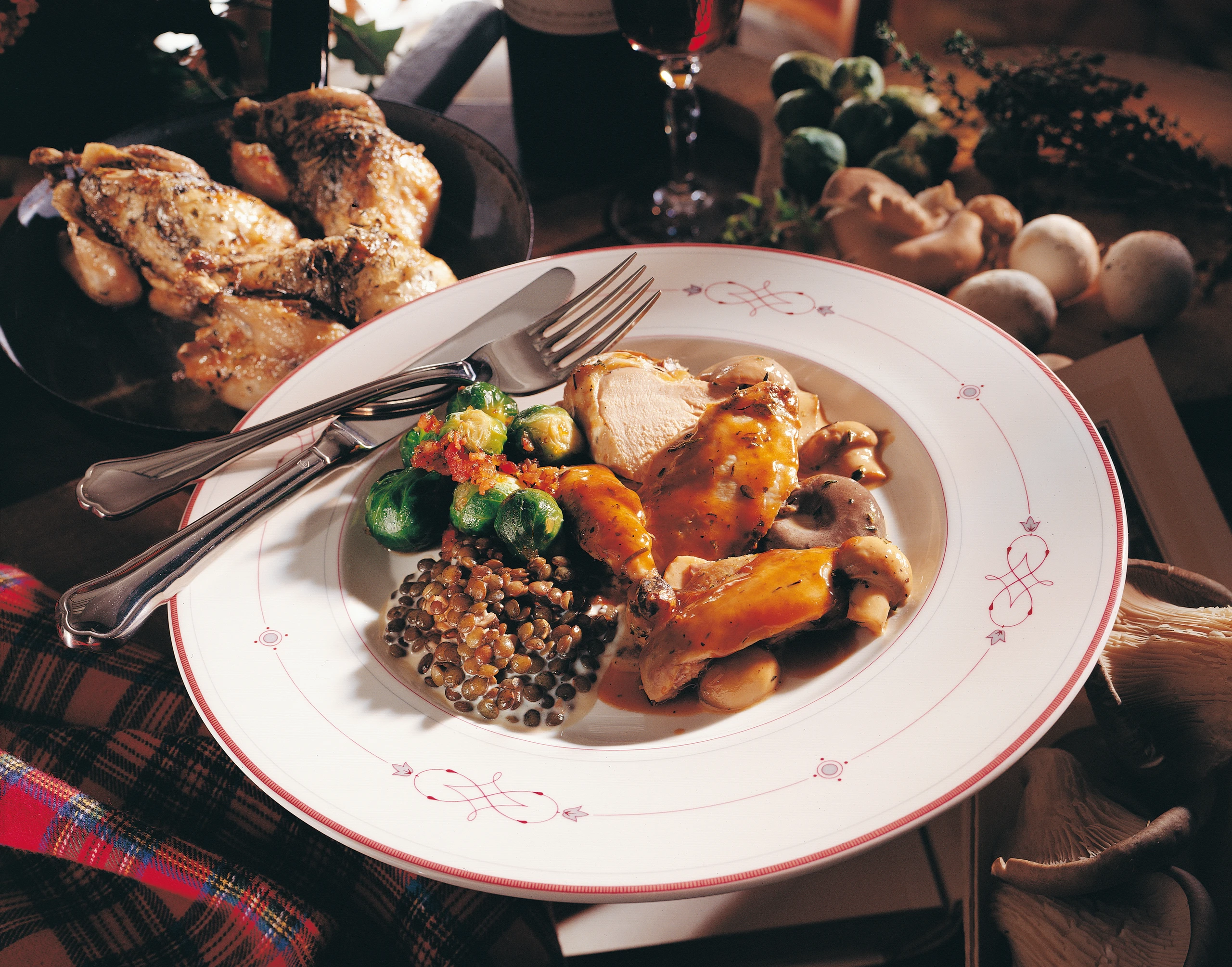 Rebhuhn im Speckmantel mit Schwammerln