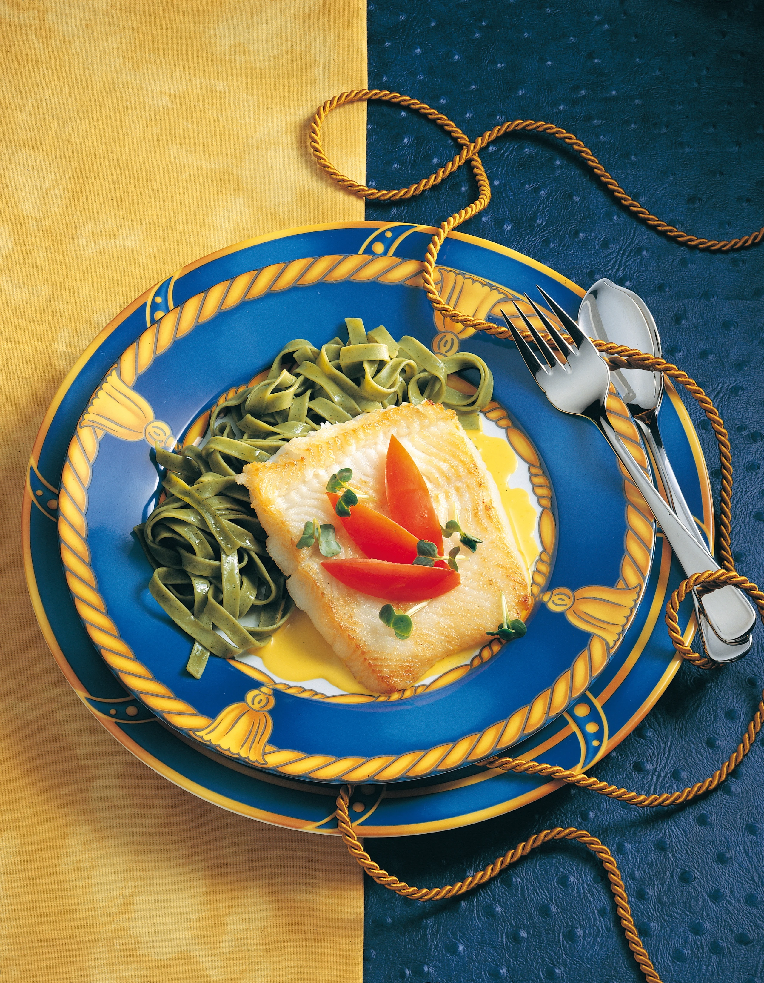 Gebratene Heilbuttfilets mit Currysauce