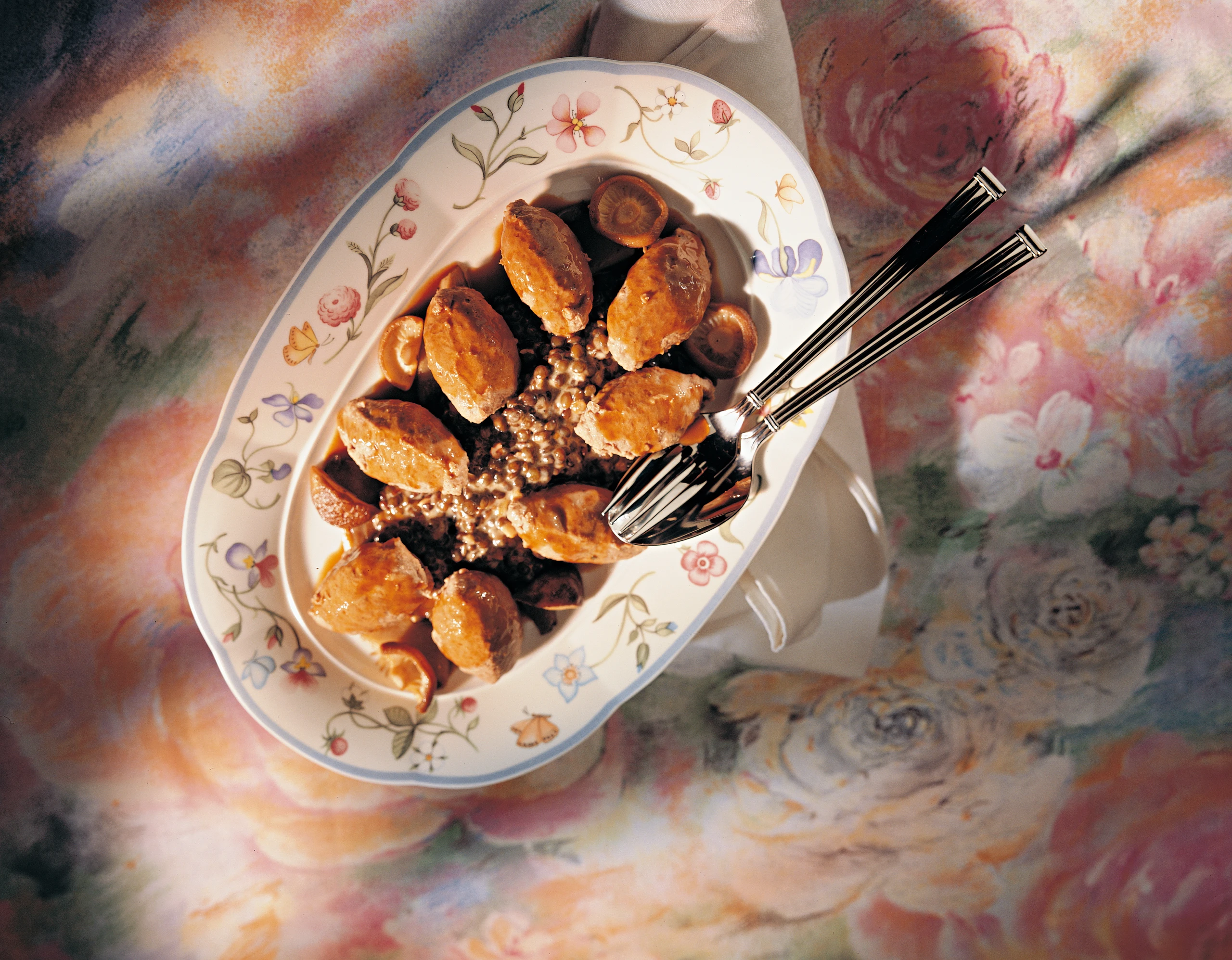 Rehnockerl auf Linsenragout