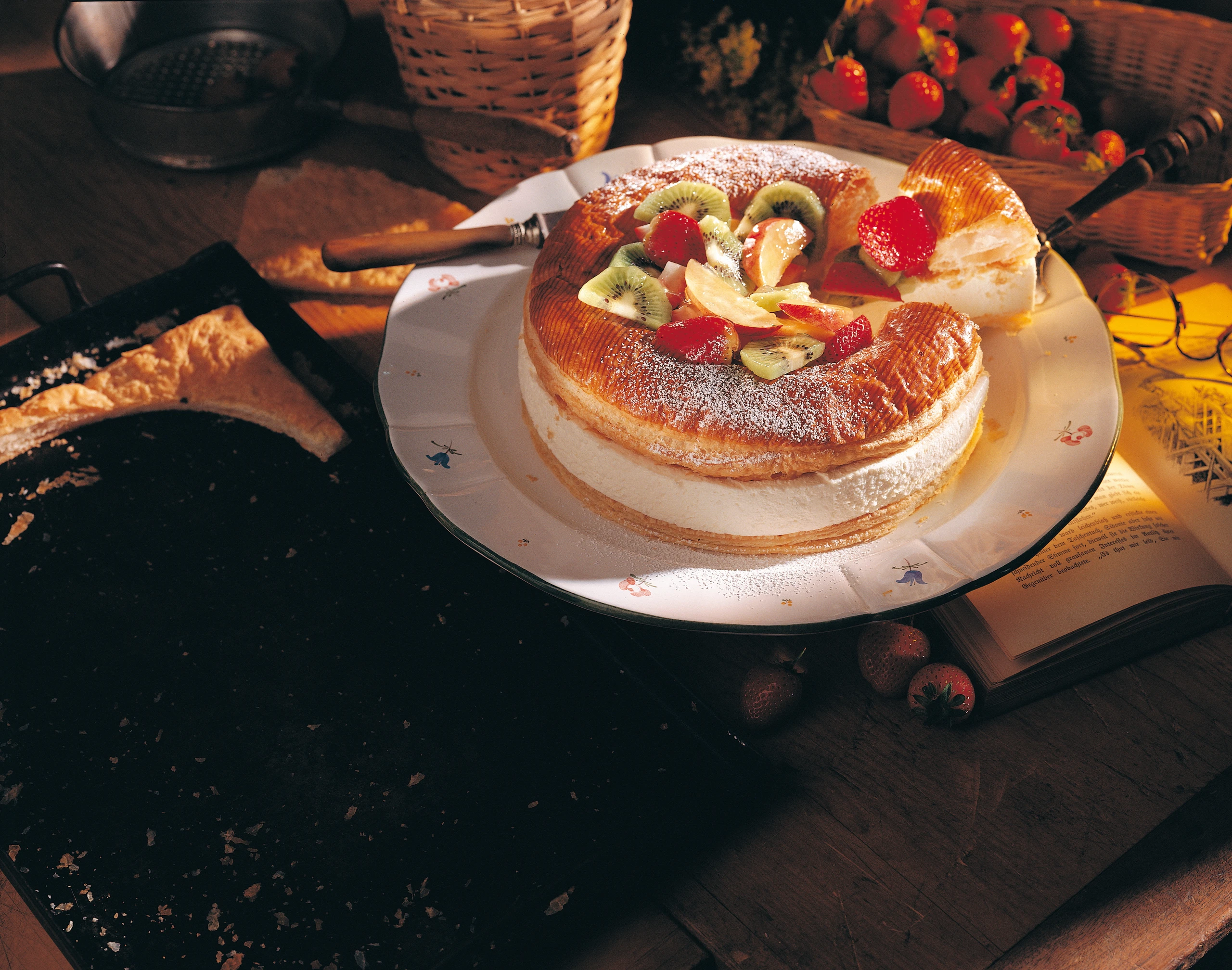 Topfen-Torte mit Obst