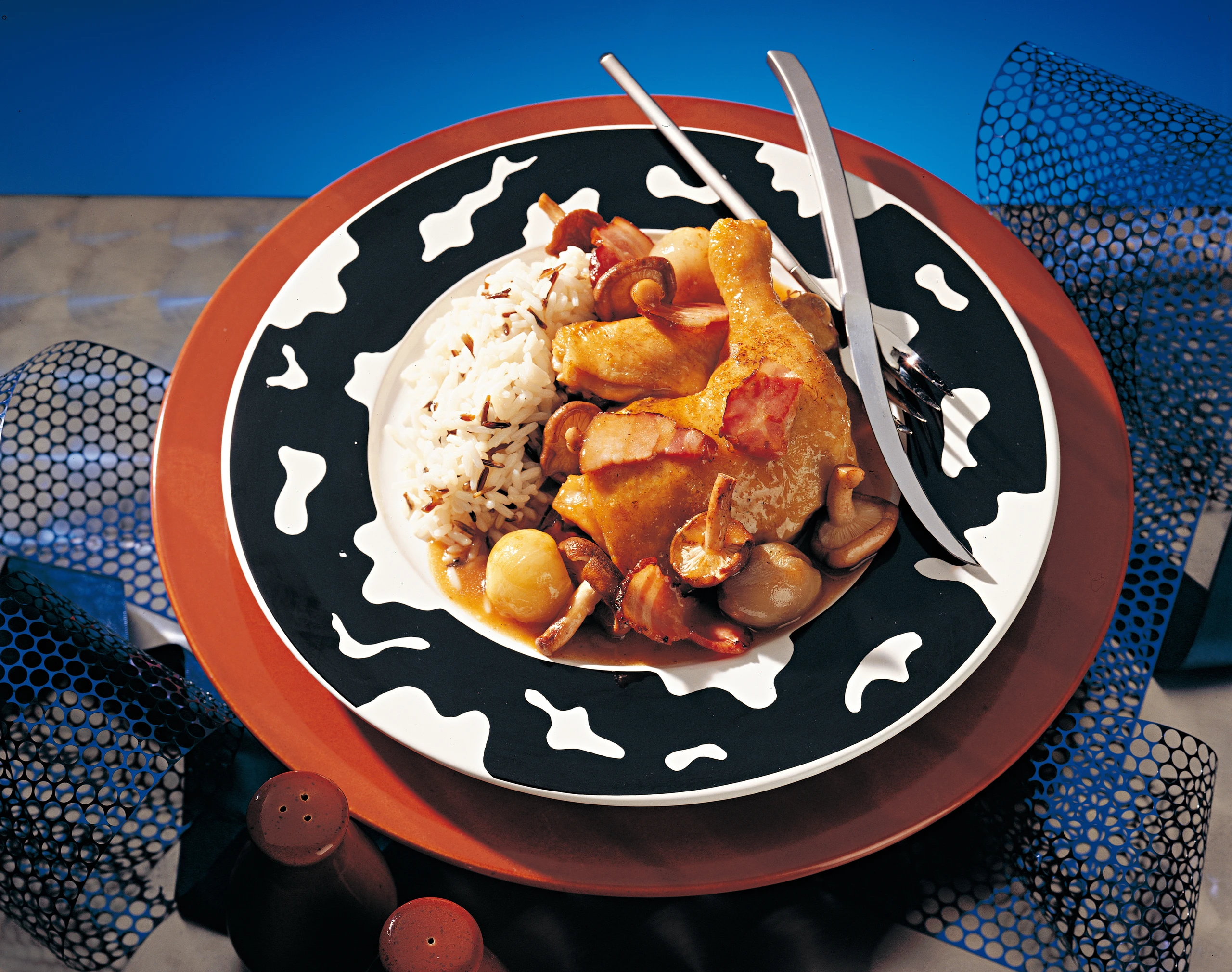 Geschmorte Hühnerkeulen mit Schwammerln